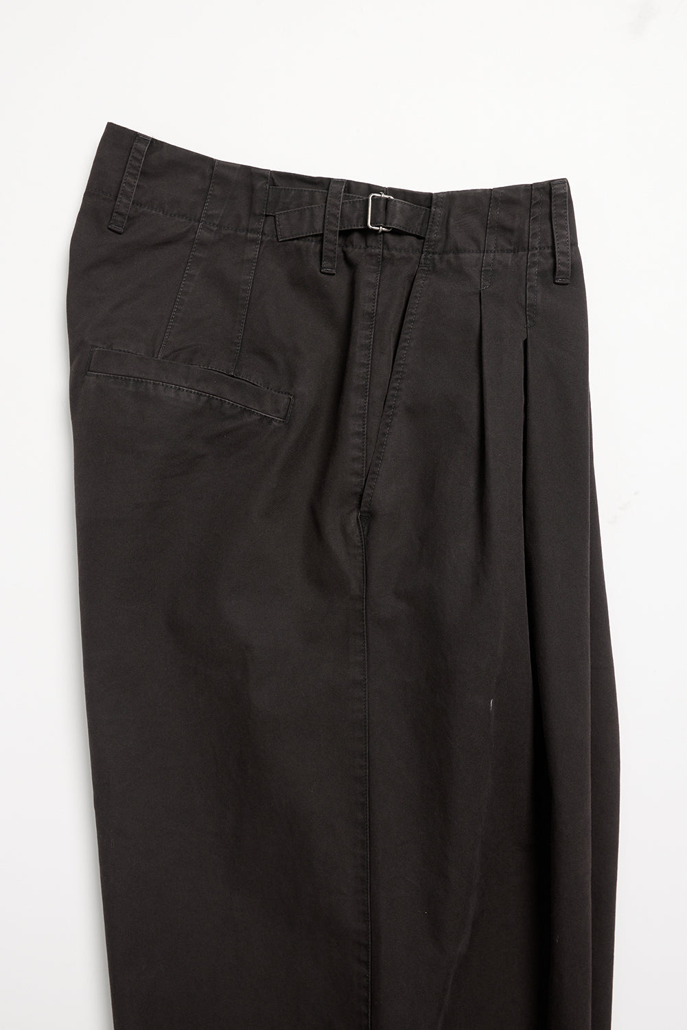 Hatchingroom - Wide Two Pleats Trousers (Dyed Purple Brown) product image 5 | TRAB K-Fashion Australia