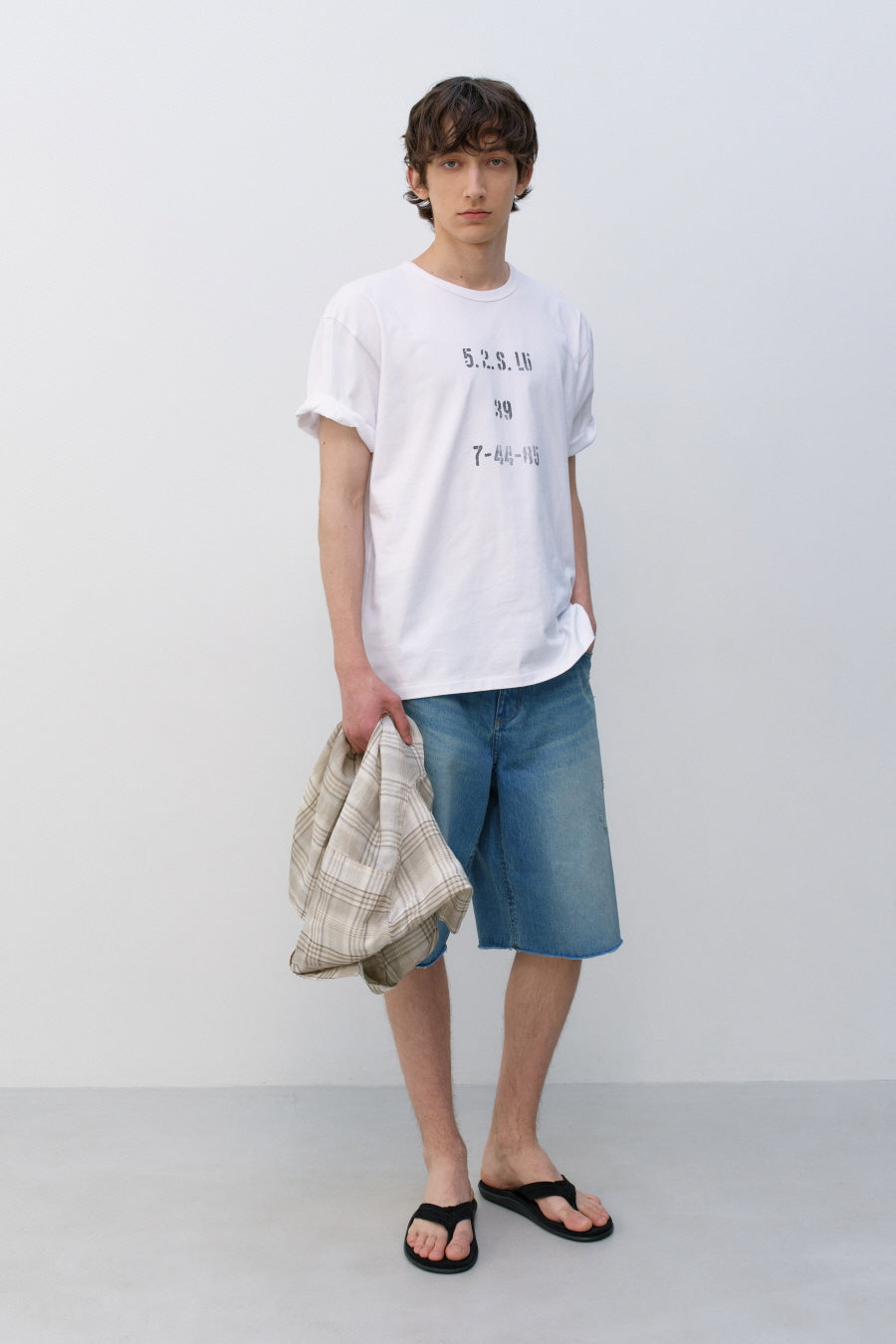 Insilence - Stencil Graphic T-shirt (White) product image 6 | TRAB K-Fashion Australia