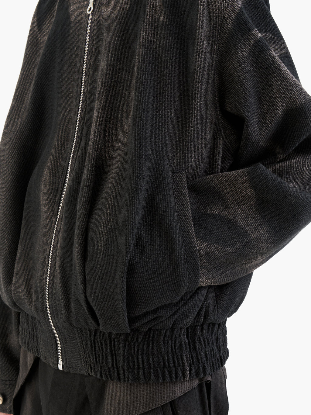 Jiyong Kim - Sun-Bleached Pleated Bomber (Black) product image 5 | TRAB K-Fashion Australia