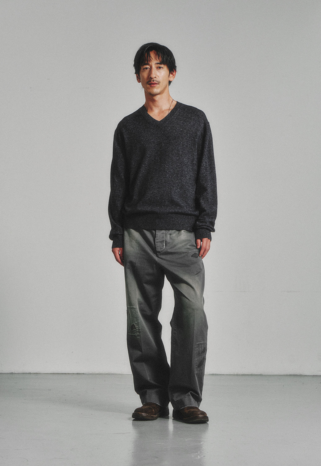 Art if acts - Cashmere V-Neck Knit (Anchor) product image 2 | TRAB K-Fashion Australia