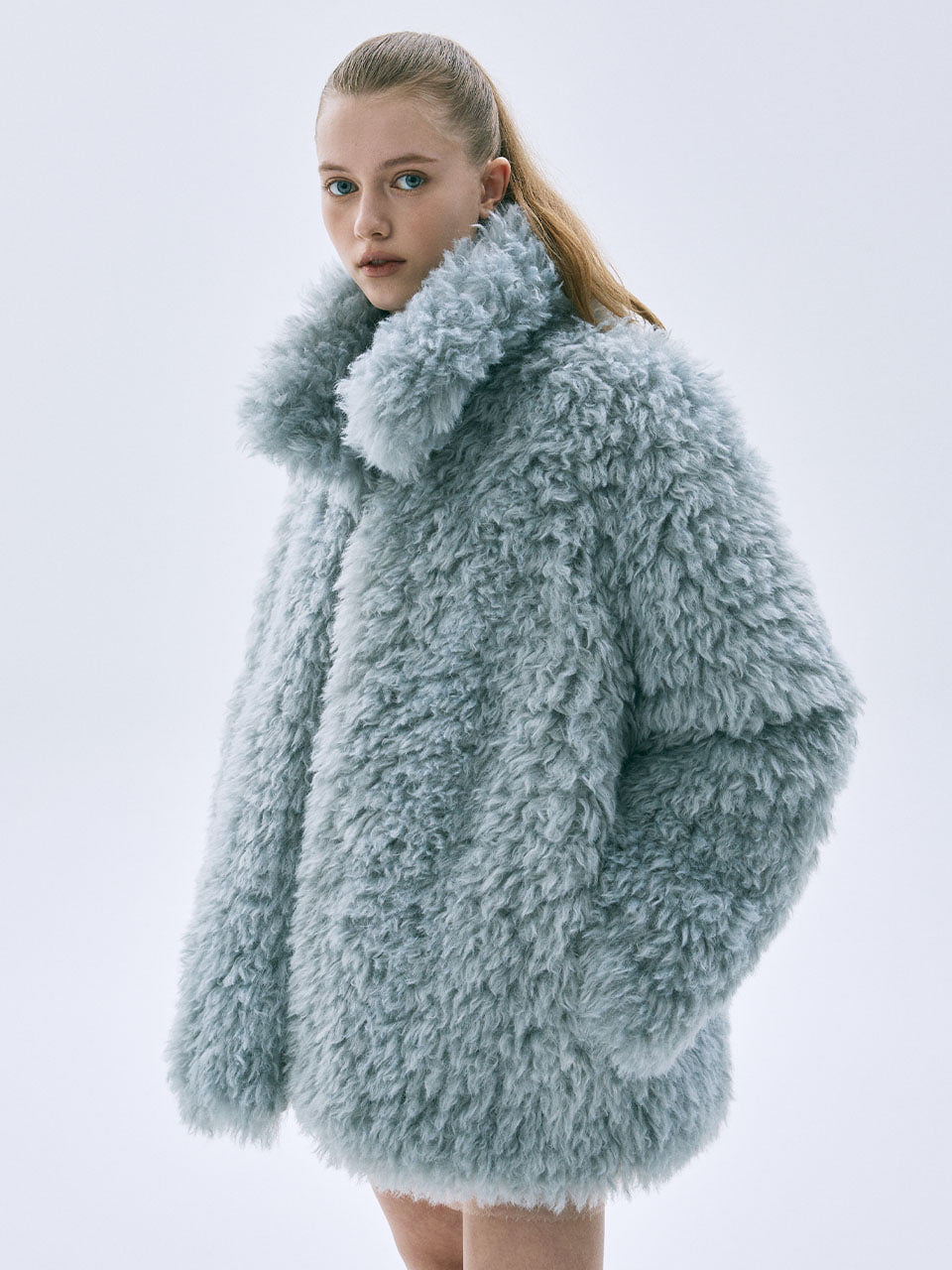 Mardi Mercredi - Faux Fur Oversized Single Coat (Light Grey) product image 1 | TRAB K-Fashion Australia