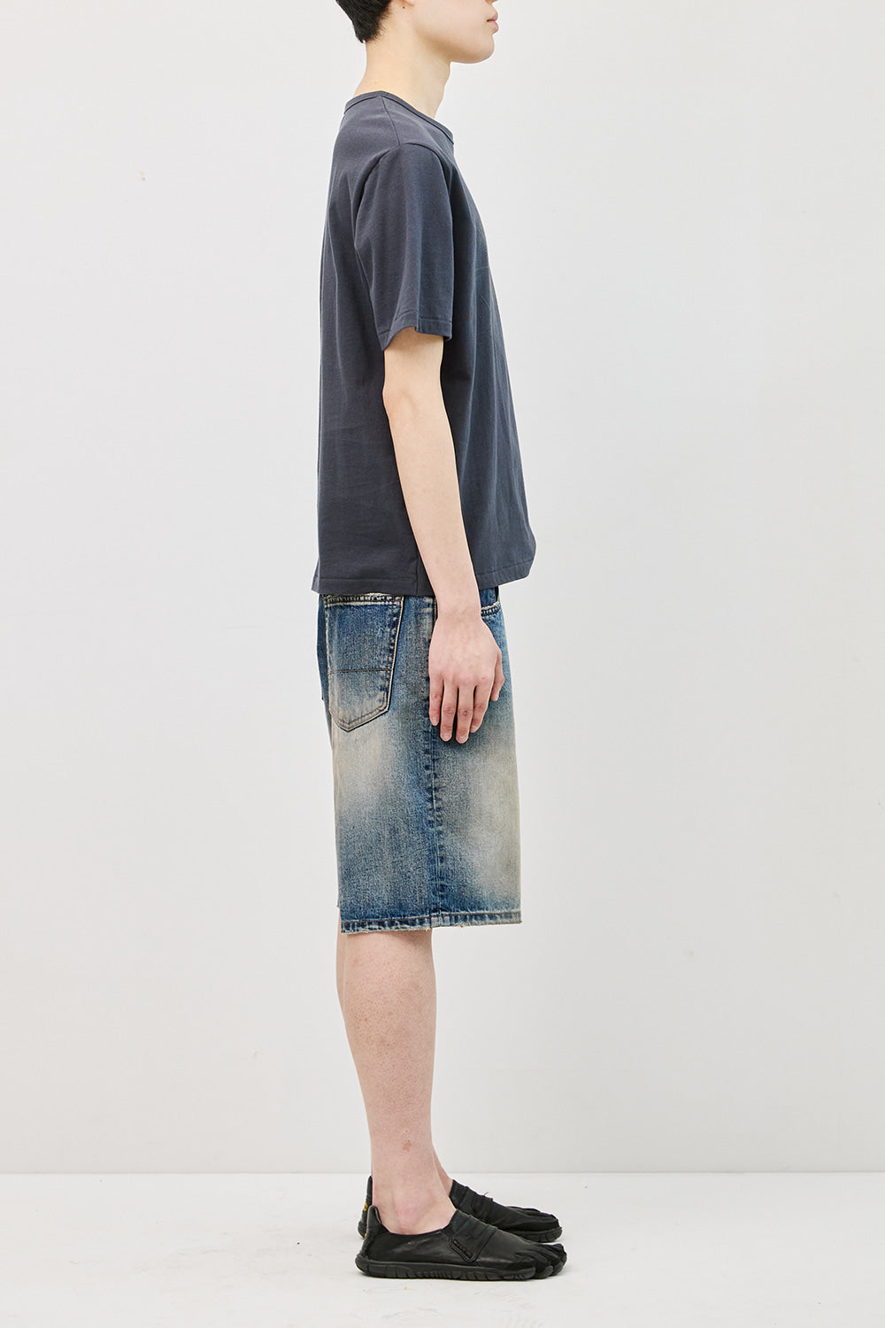 Hatchingroom - Abstract H Tee (Blue Charcoal) product image 9 | TRAB K-Fashion Australia
