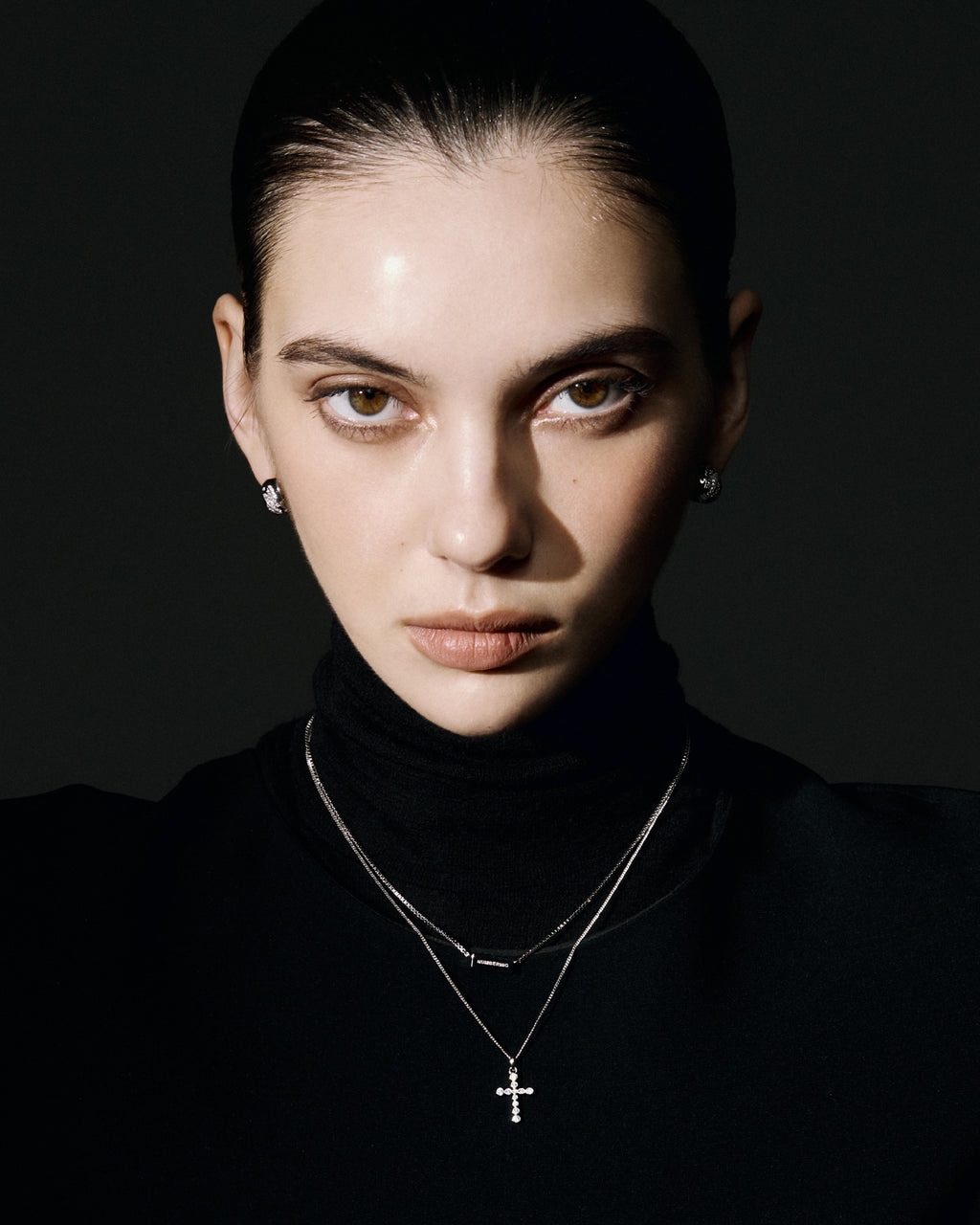 Numbering - Pave Sculpted Wave Hoop Earrings #3124 product image 4 | TRAB K-Fashion Australia