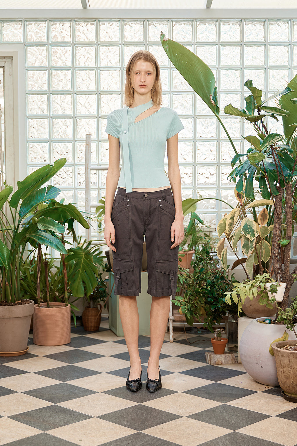 Matin Kim - Semi Slimfit Bermuda Pants (Charcoal) product image 7 | TRAB K-Fashion Australia