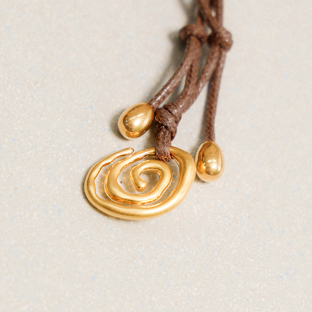 Towtow Archive - Minima Spiral Necklace (Gold) product image 4 | TRAB K-Fashion Australia