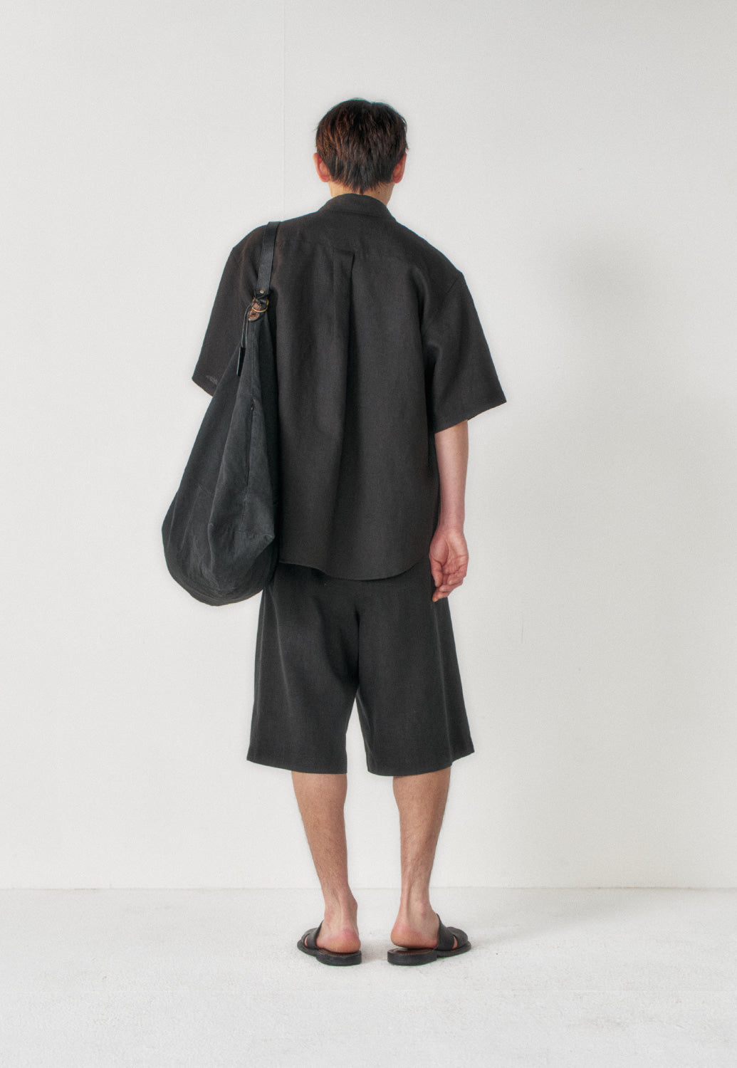 Art if acts - Linen Peddler Bag (Black) product image 4 | TRAB K-Fashion Australia
