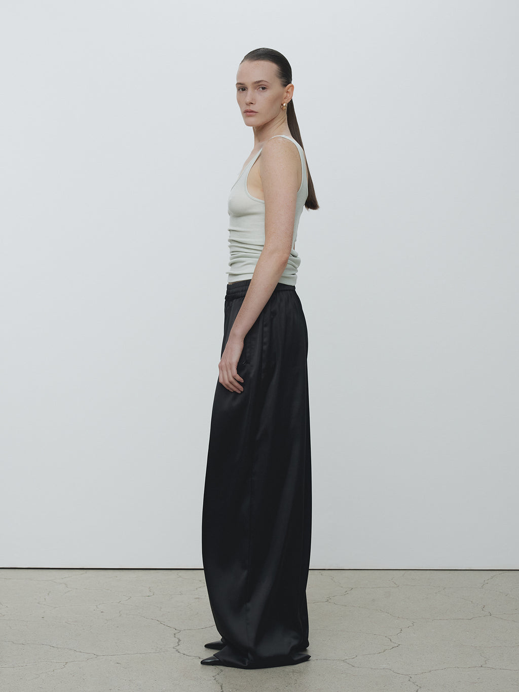 Tonywack - Tencel U-Neck Sleeveless (Mint) product image 4 | TRAB K-Fashion Australia