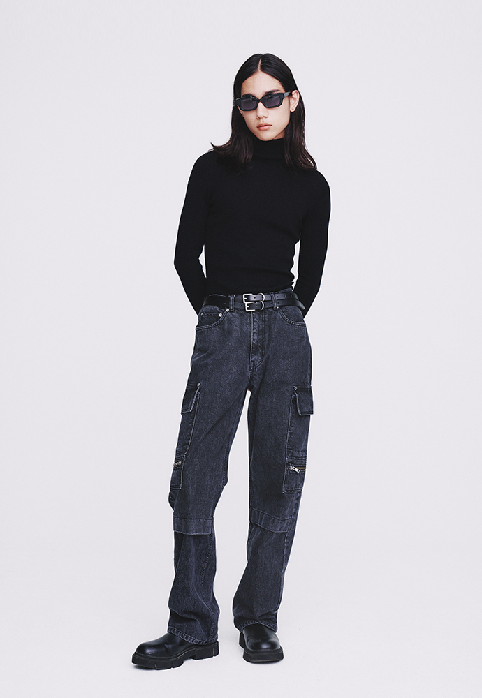 Tonywack - Relaxed Cut Denim Cargo Jeans (Faded Black) product image 1 | TRAB K-Fashion Australia