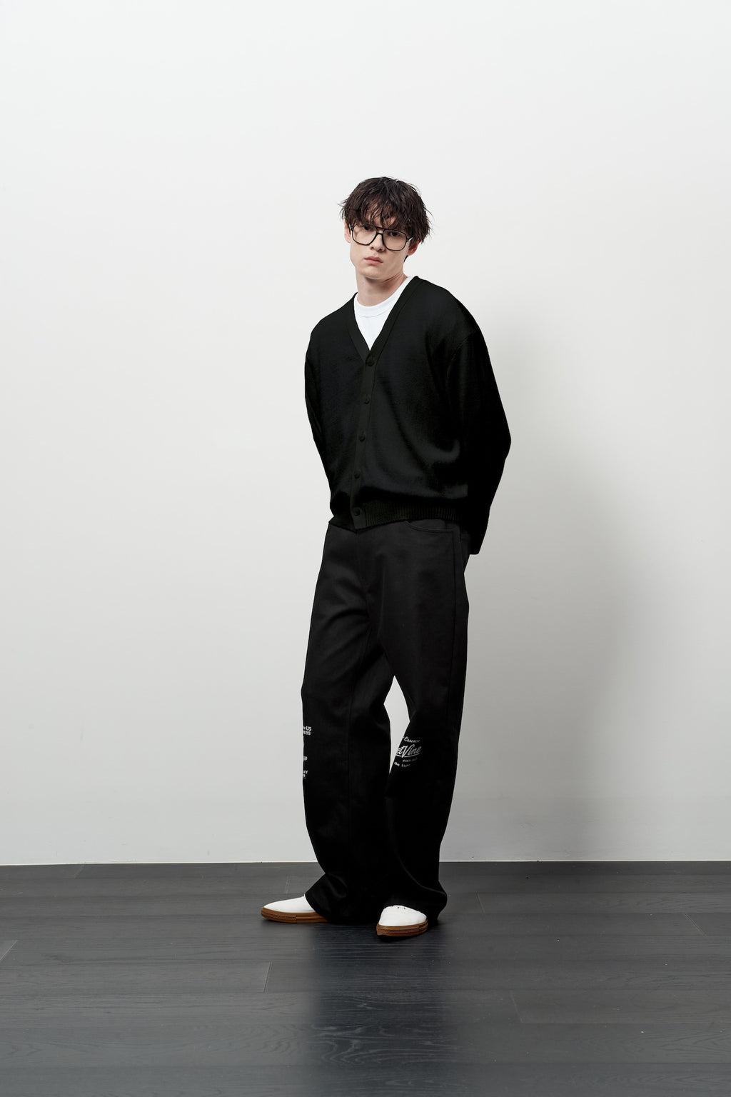 Stu - V- Neck Light Cardigan (Black) product image 8 | TRAB K-Fashion Australia