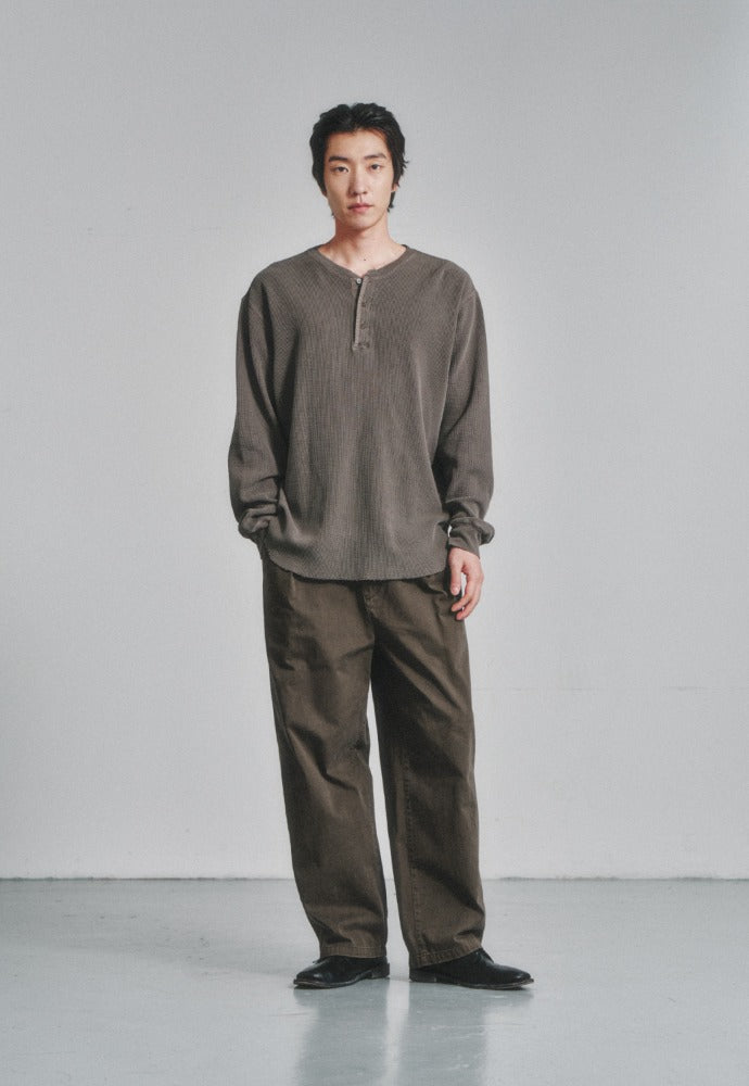Art if acts - One Tuck Chino Pants (Olive) product image 1 | TRAB K-Fashion Australia