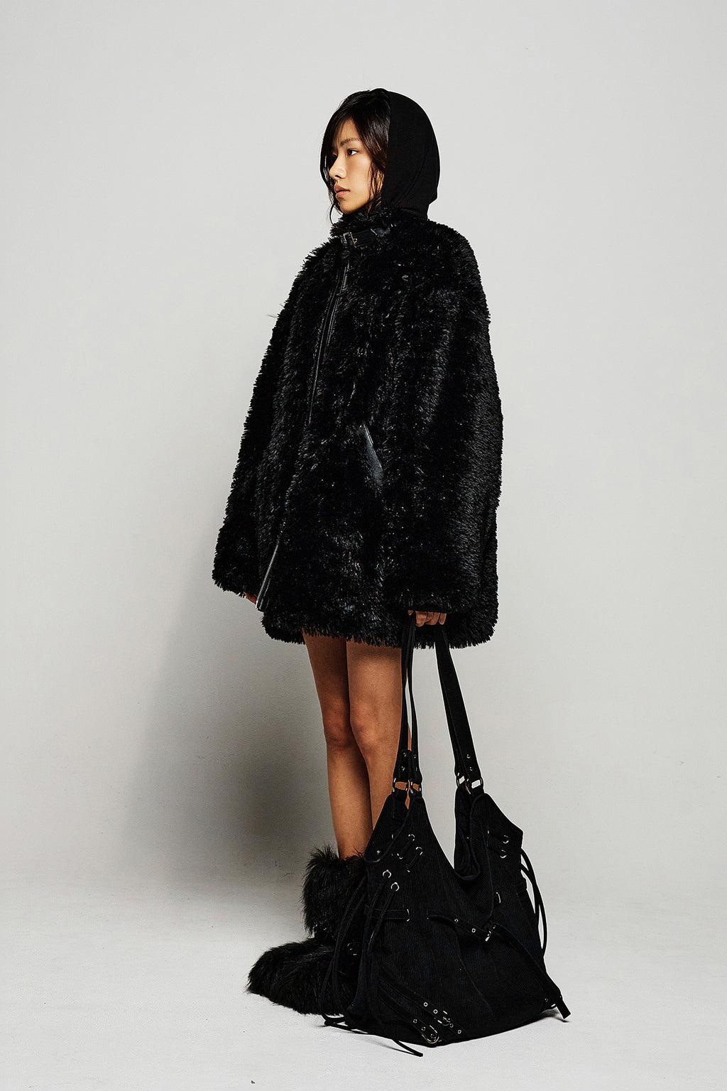 Deinet - Bizzo Point Faux Fur Jumper (Black) product image 2 | TRAB K-Fashion Australia