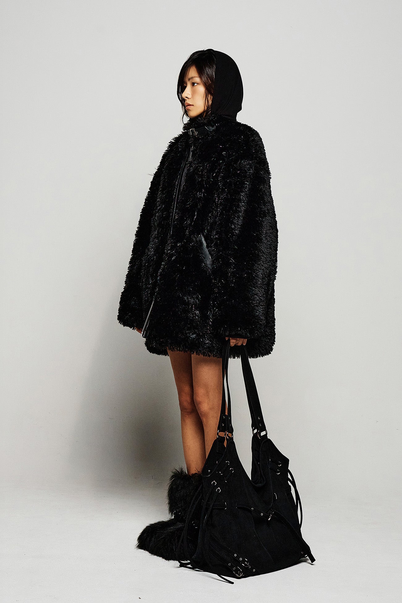 Deinet - Bizzo Point Faux Fur Jumper (Black) product image 2 | TRAB K-Fashion Australia