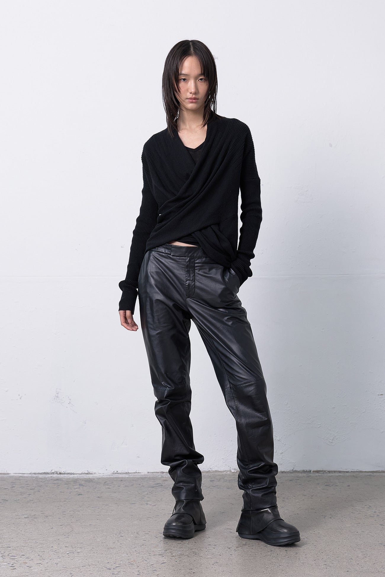 Deinet - Fluid Knit Drape Cardigan (Black) product image 6 | TRAB K-Fashion Australia
