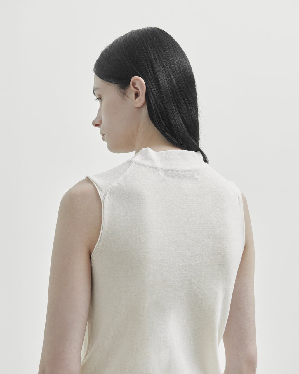 Brownyard - Mock Neck Sleeveless Knit (White) product image 3 | TRAB K-Fashion Australia