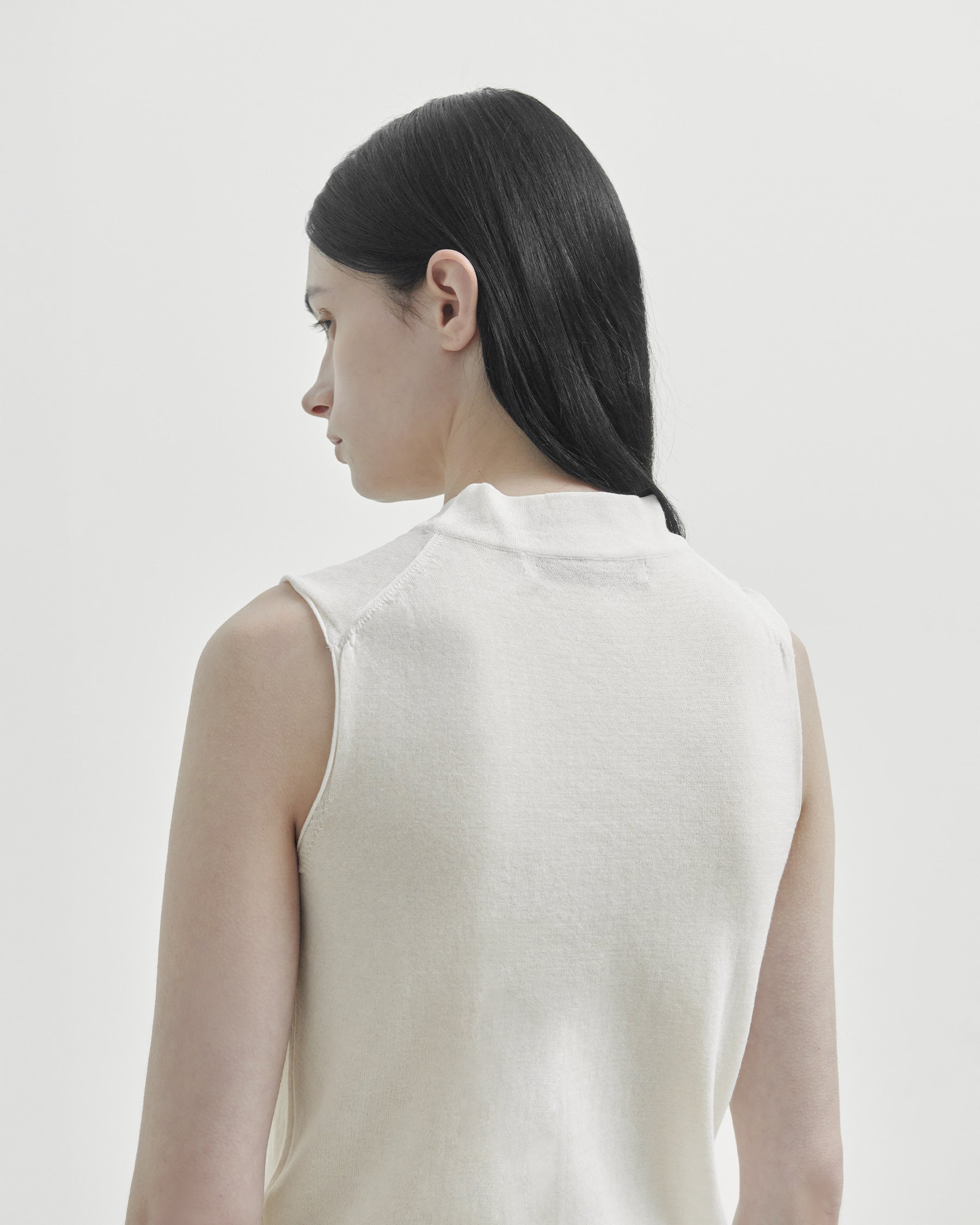 Brownyard - Mock Neck Sleeveless Knit (White) product image 3 | TRAB K-Fashion Australia