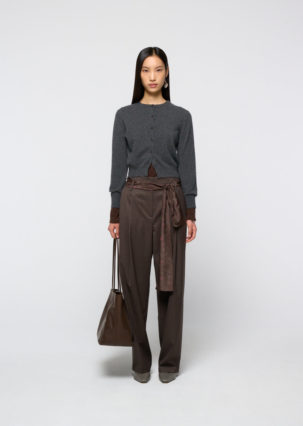 Amomento - Cashmere Crewneck Cardigan (Melange Grey) product image 2 | TRAB K-Fashion Australia