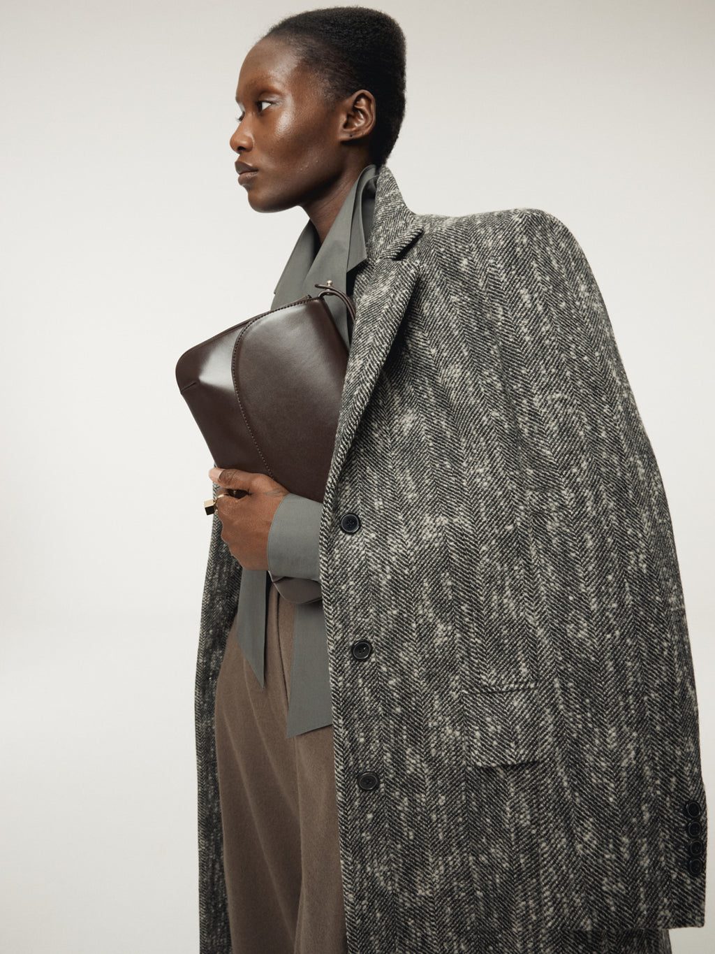 Recto - Sleeve Crease Herringbone Coat (Black) product image 6 | TRAB K-Fashion Australia