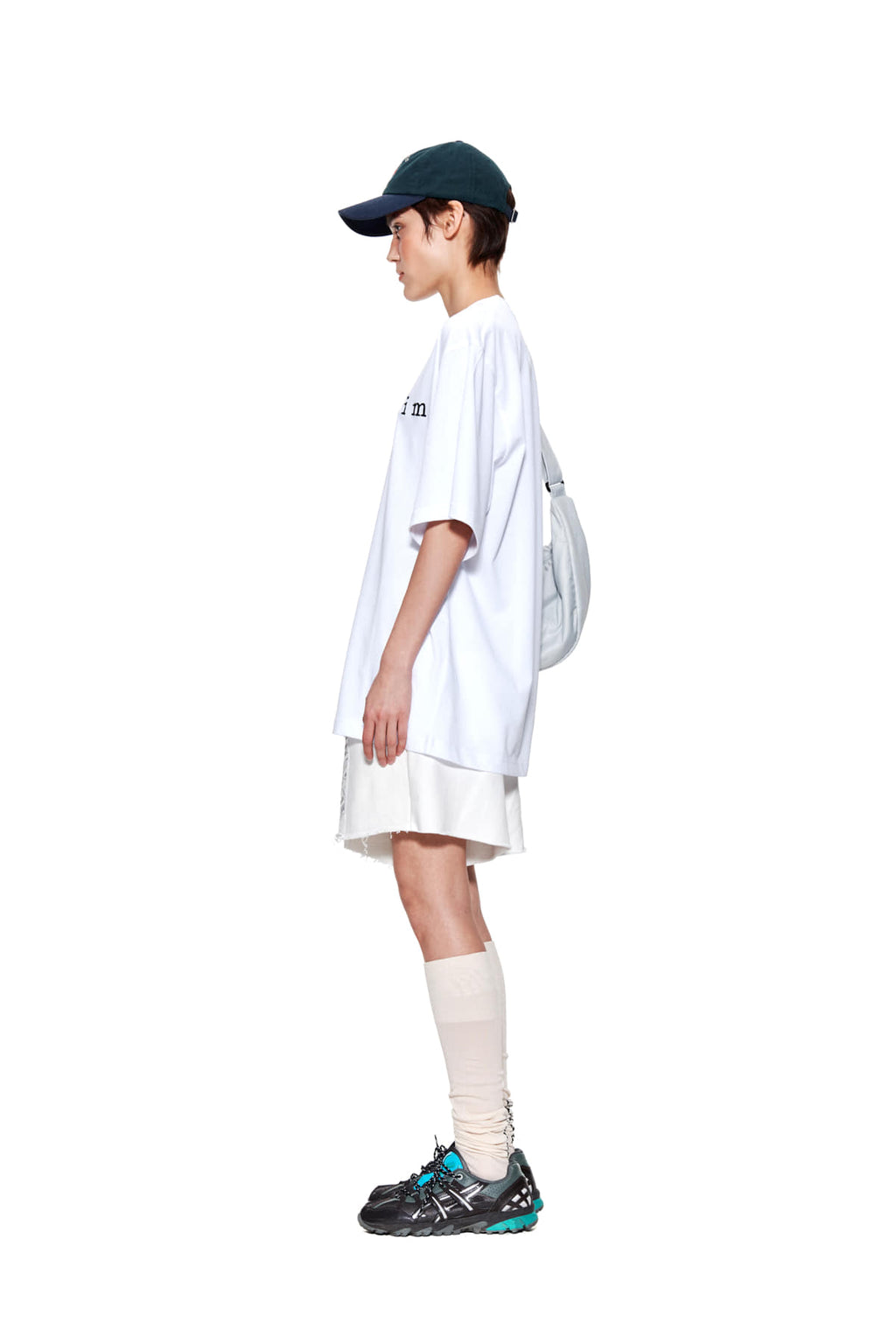Matin Kim - Matin Embroidery Logo Top (White) product image 6 | TRAB K-Fashion Australia