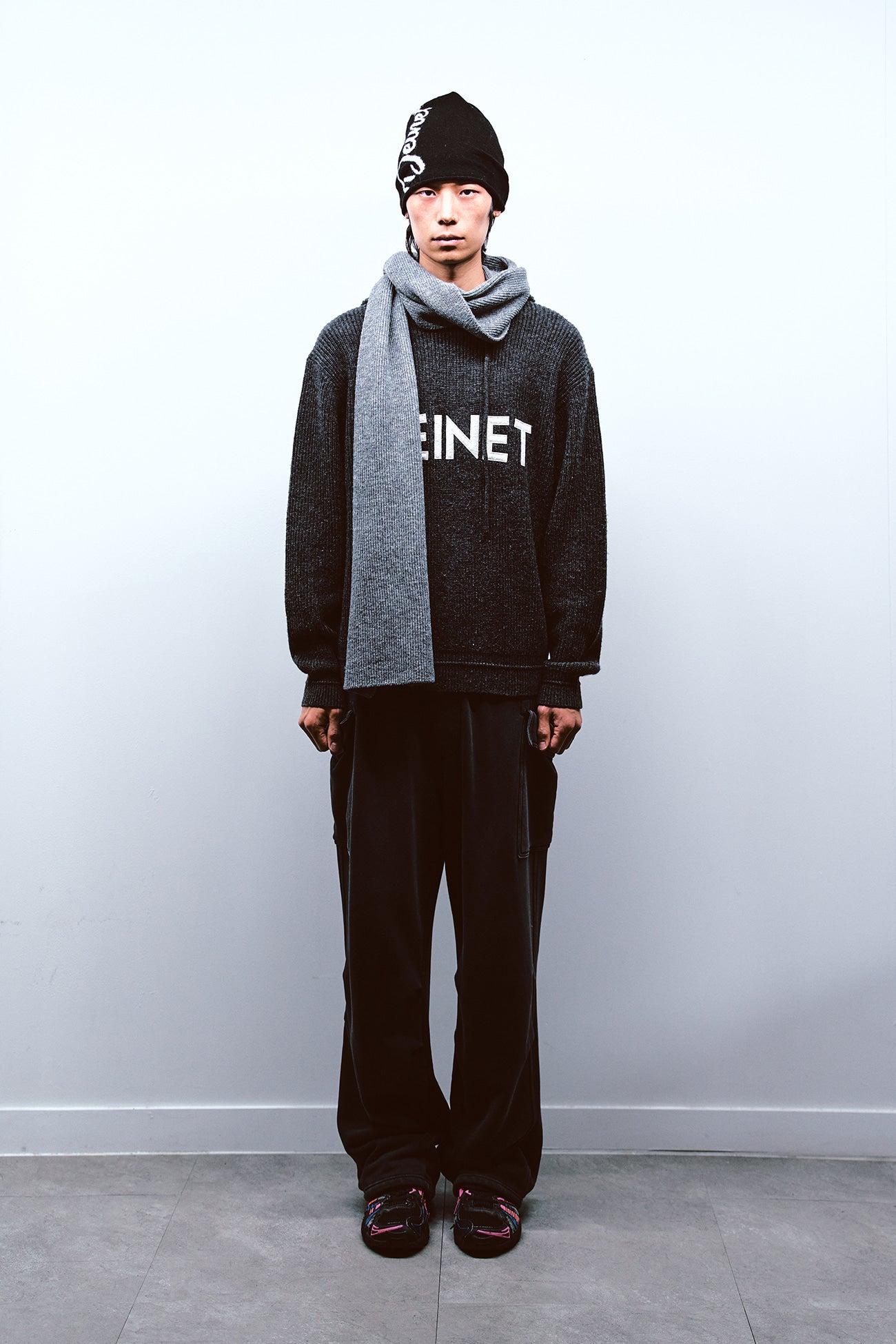 Deinet - Basic Logo Knit Hoodie (Charcoal) product image 1 | TRAB K-Fashion Australia