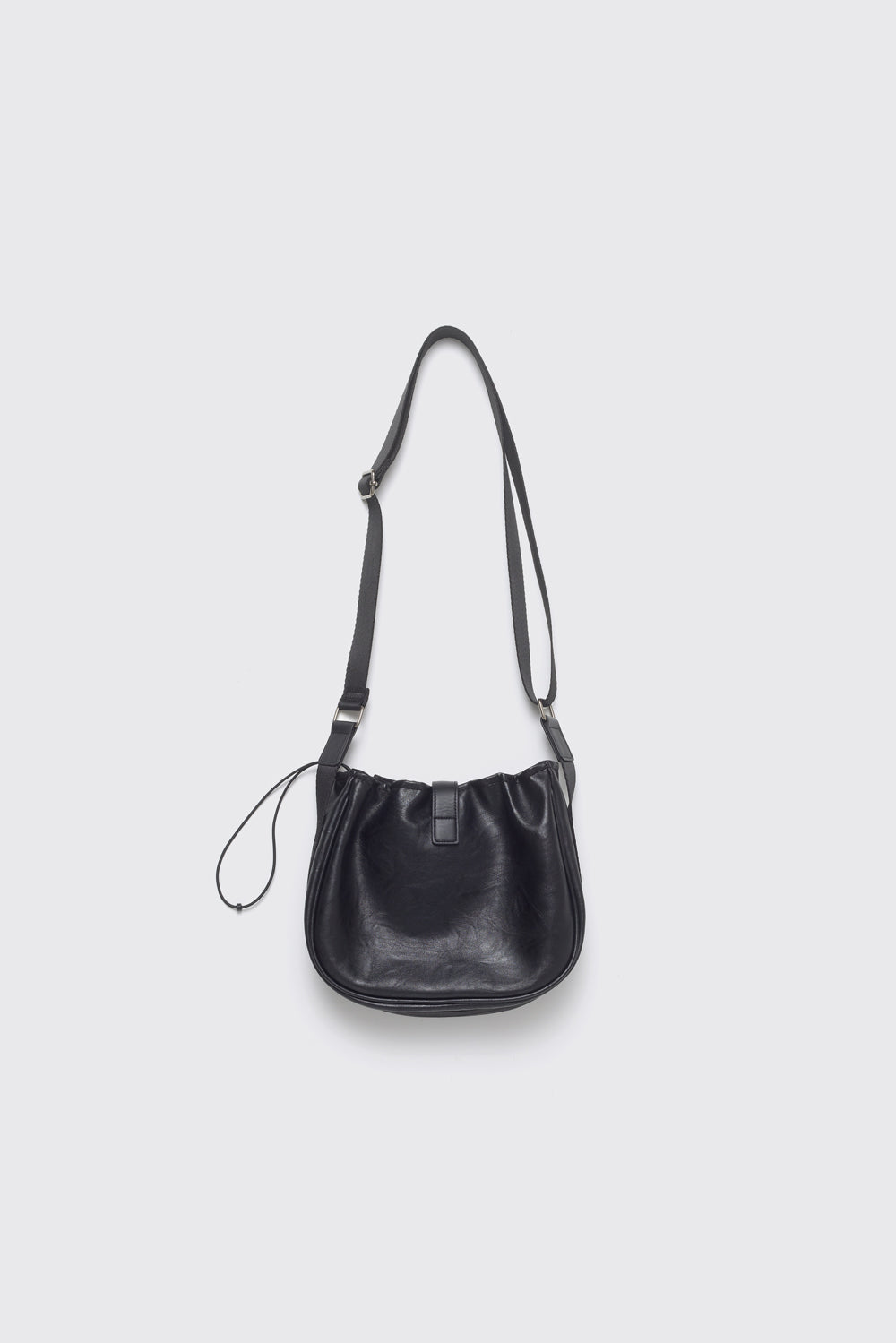 Hatchingroom - Wavy Bag Mini Faux Leather (Black) product image 2 | TRAB K-Fashion Australia