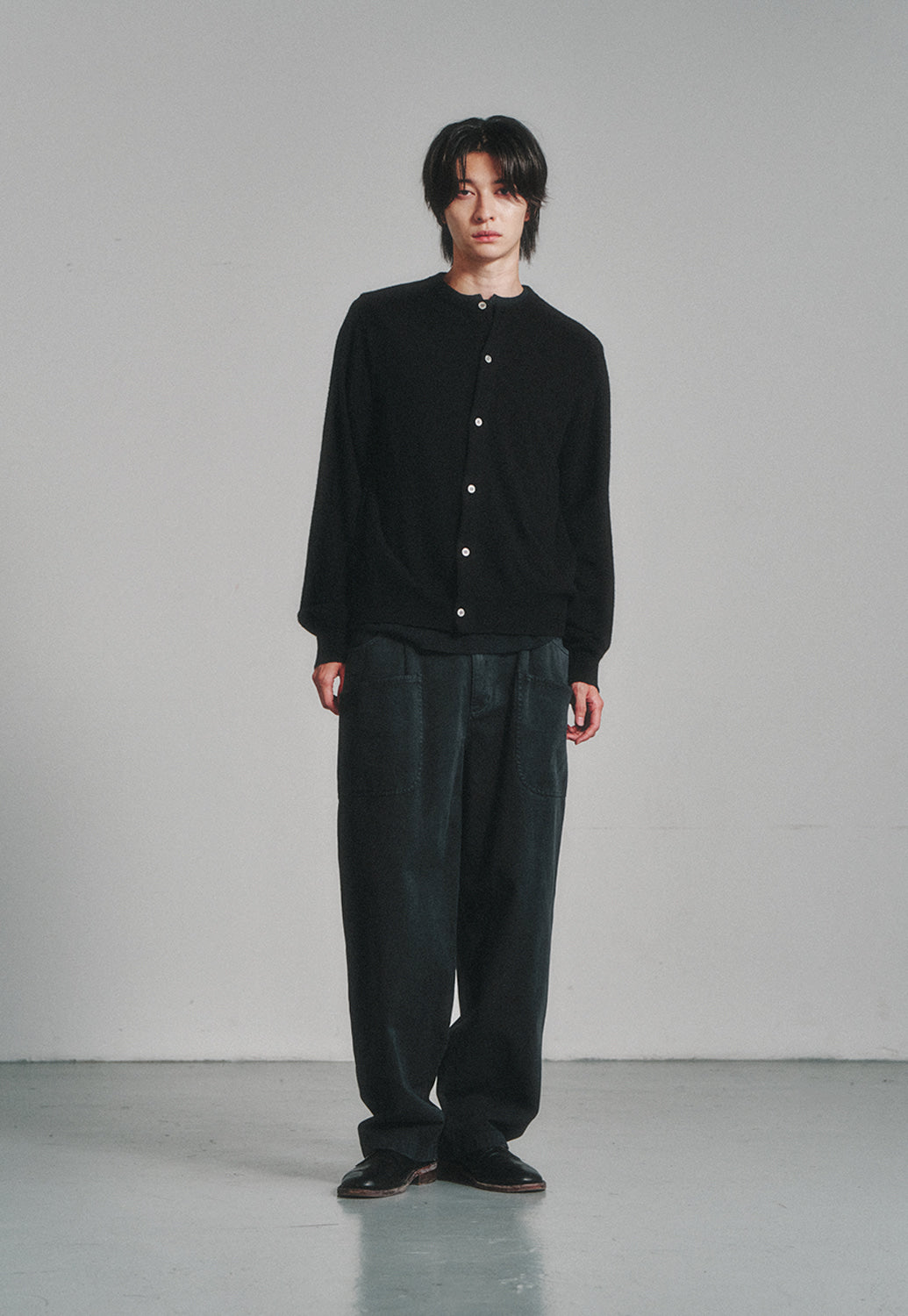 Art if acts - Wholegarment Round Neck Cardigan (Black) product image 2 | TRAB K-Fashion Australia
