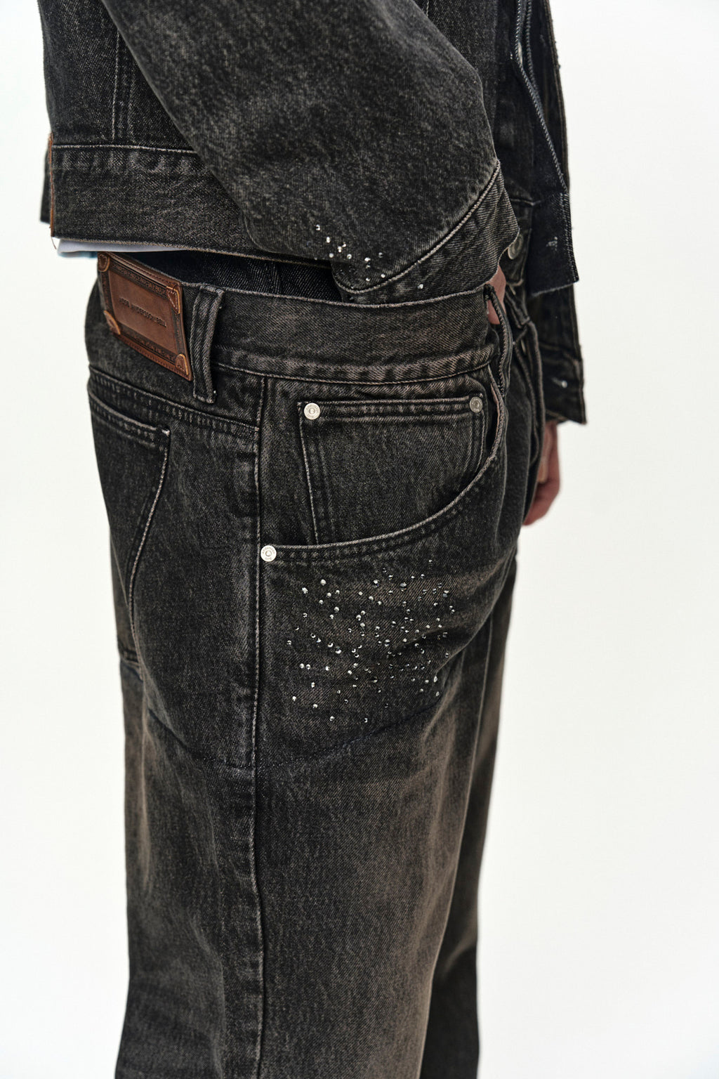 Andersson Bell - Unisex Asymmetric Layered Hot-Fix Wide-Leg Jeans (Black) product image 6 | TRAB K-Fashion Australia