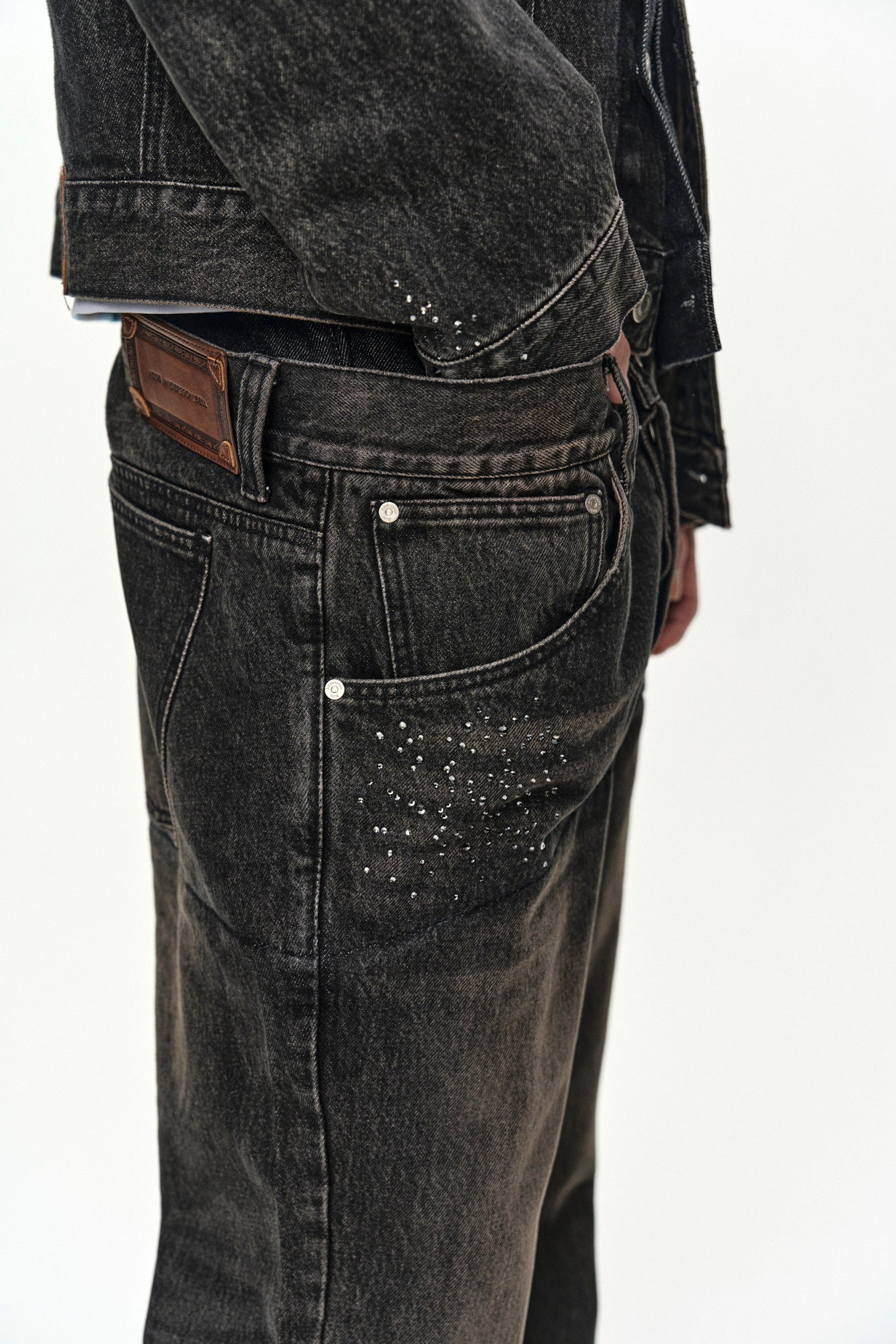 Andersson Bell - Unisex Asymmetric Layered Hot-Fix Wide-Leg Jeans (Black) product image 6 | TRAB K-Fashion Australia
