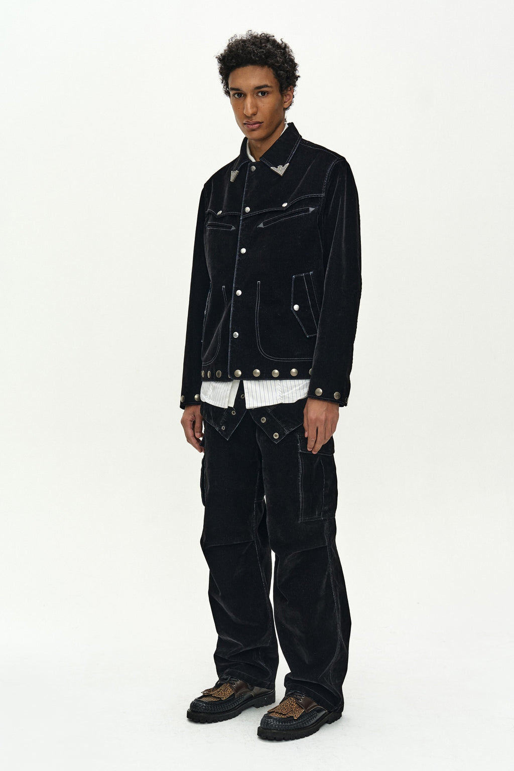 Andersson Bell - Atlanta Flock Velvet Jacket (Black) product image 4 | TRAB K-Fashion Australia