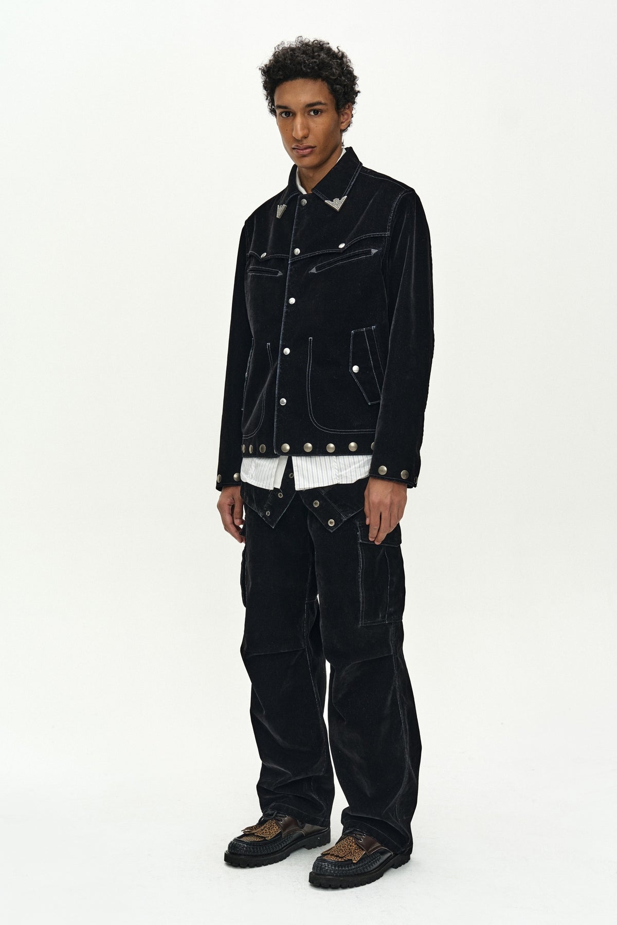 Andersson Bell - Atlanta Flock Velvet Jacket (Black) product image 4 | TRAB K-Fashion Australia