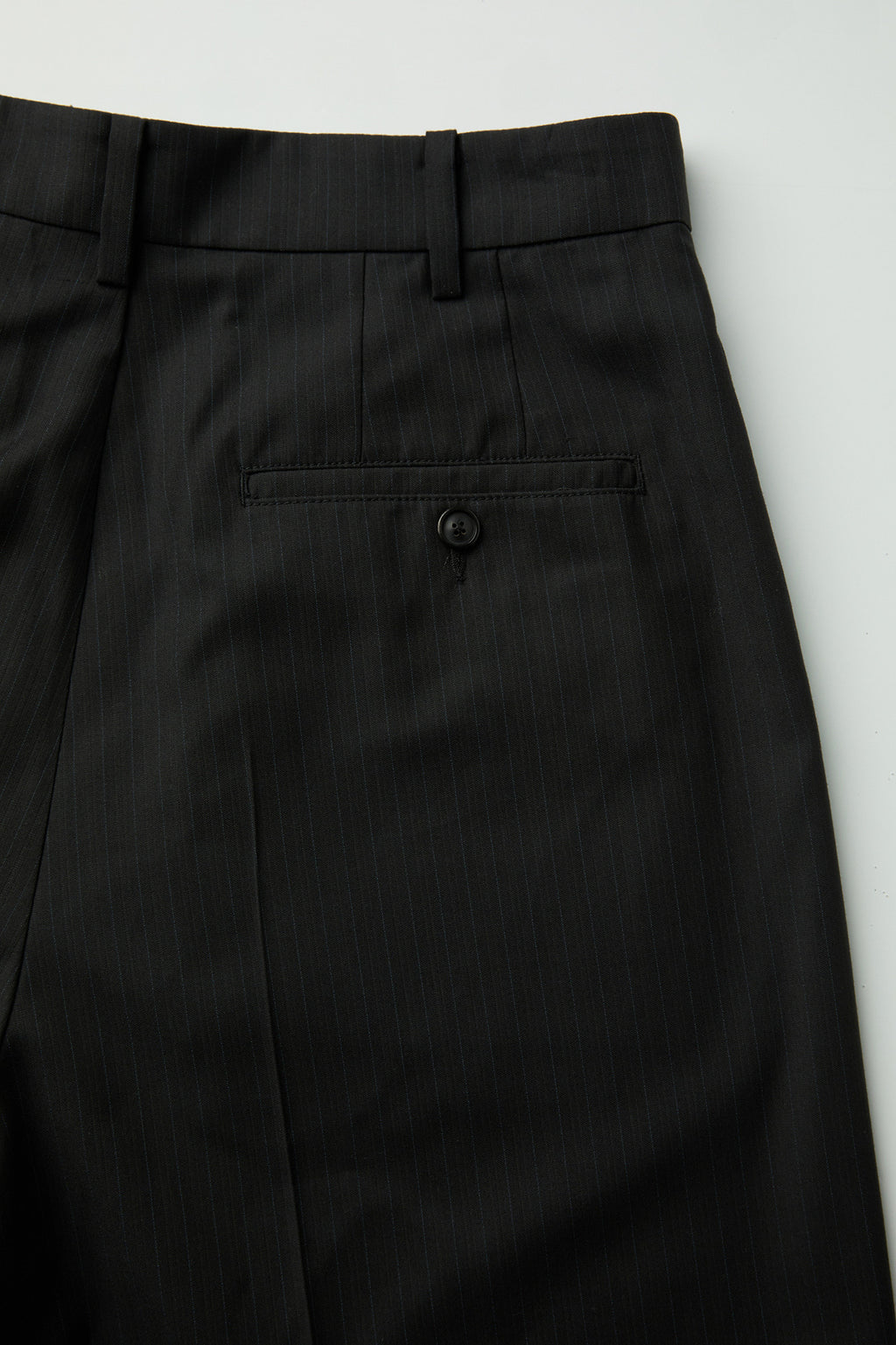 Coor - Virgin Wool Pleated Stripe Shorts (Black) product image 6 | TRAB K-Fashion Australia