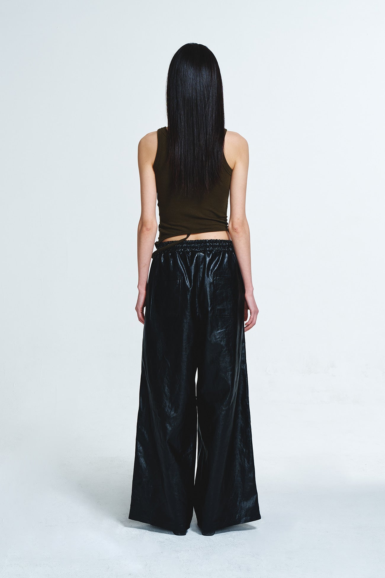 Deinet - 2way Sleeveless (Khaki) product image 3 | TRAB K-Fashion Australia