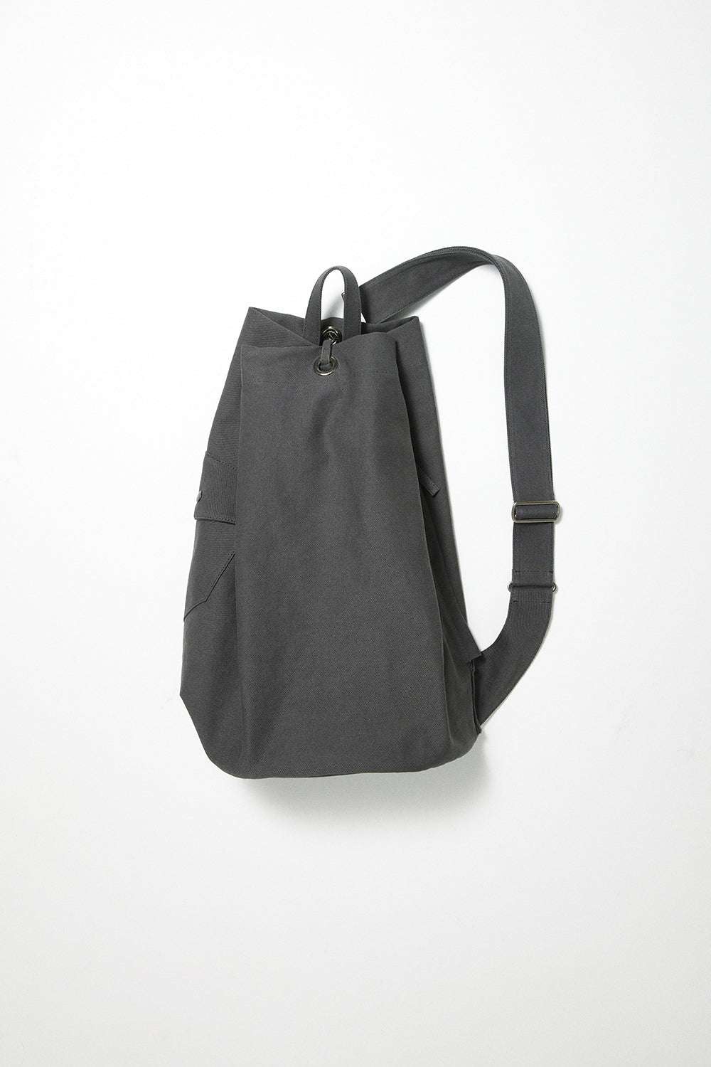 Hatchingroom - Duffle Cross Bag (Graphite) product image 2 | TRAB K-Fashion Australia