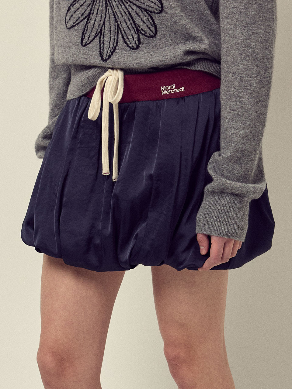 Mardi Mercredi - Satin Balloon Mini Skirt (Navy) product image 1 | TRAB K-Fashion Australia