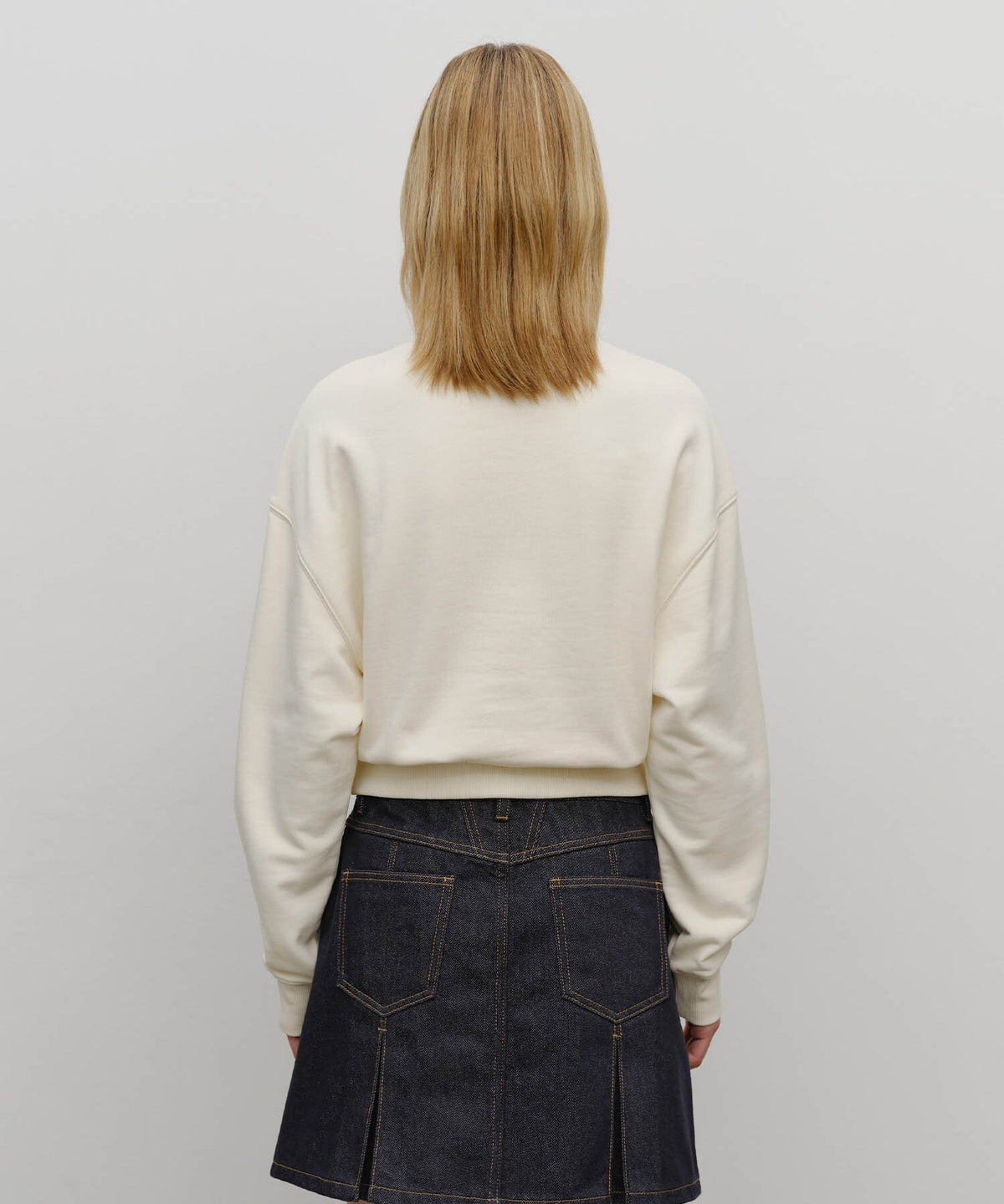 Marithe & Francois Girbaud - Marithe Love Graphic Crop Sweatshirt (Ivory) product image 3 | TRAB K-Fashion Australia
