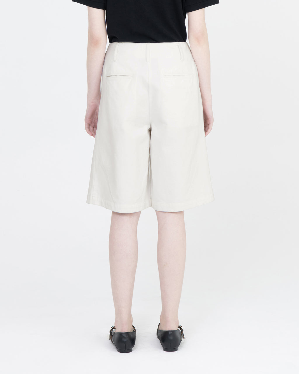 Brownyard - Two Tuck Half Pants (White) product image 2 | TRAB K-Fashion Australia