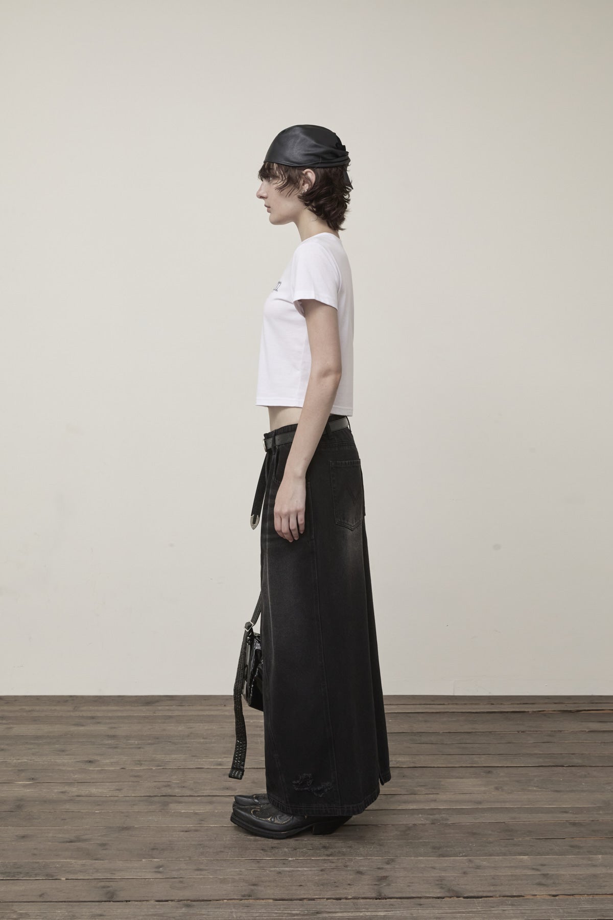 Matin Kim - Stamp Logo Graphic Crop Top (White) product image 7 | TRAB K-Fashion Australia