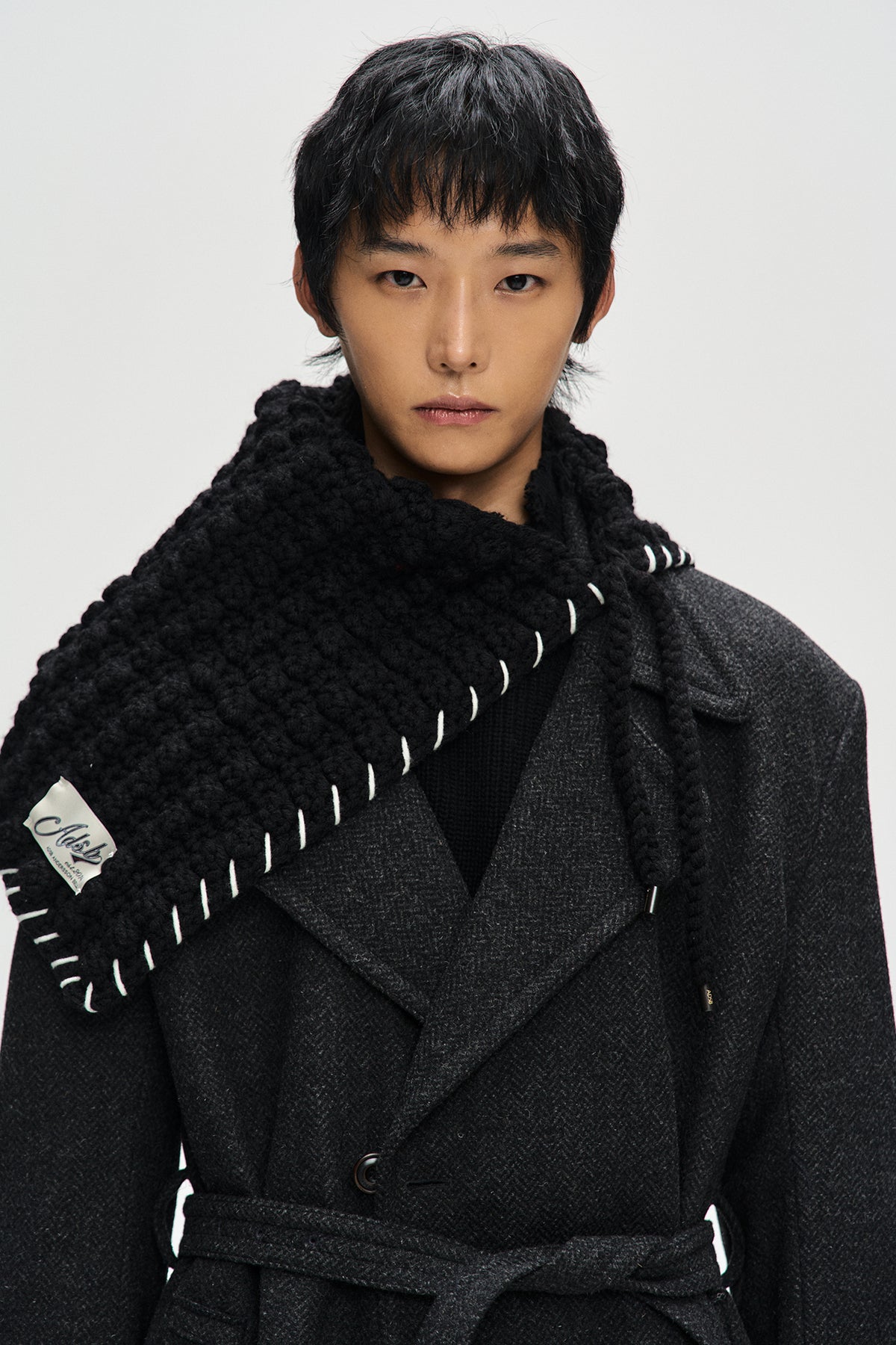 Andersson Bell - Chunky Wool-Blend Hand Knitted Scarf (Black) product image 3 | TRAB K-Fashion Australia
