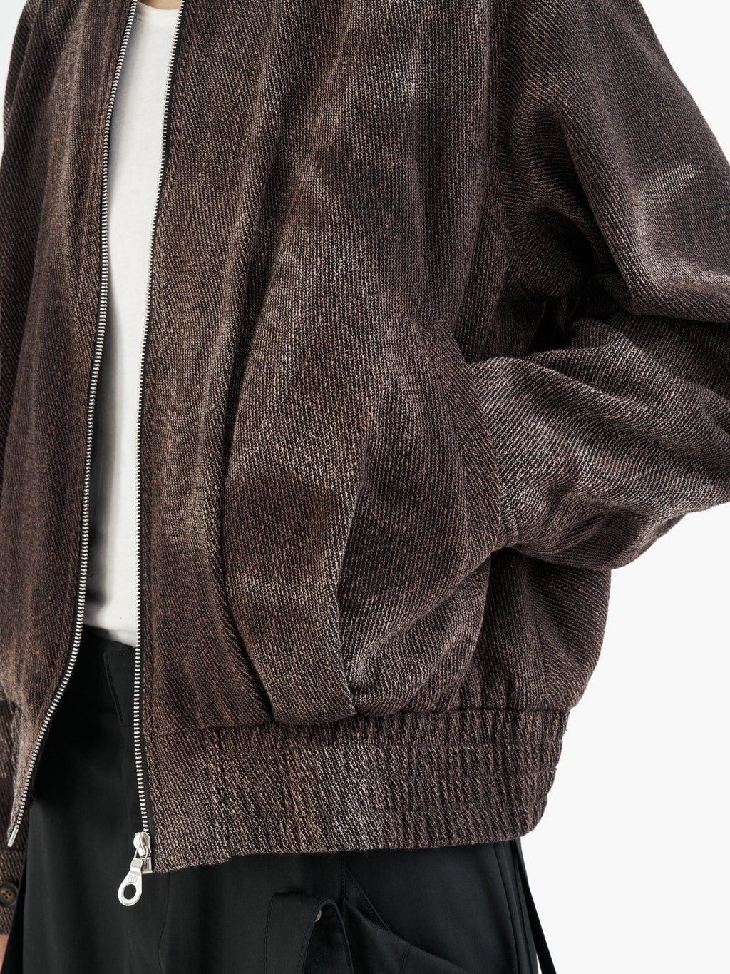 Jiyong Kim - Sun-Bleached Pleated Bomber (Brown) product image 5 | TRAB K-Fashion Australia