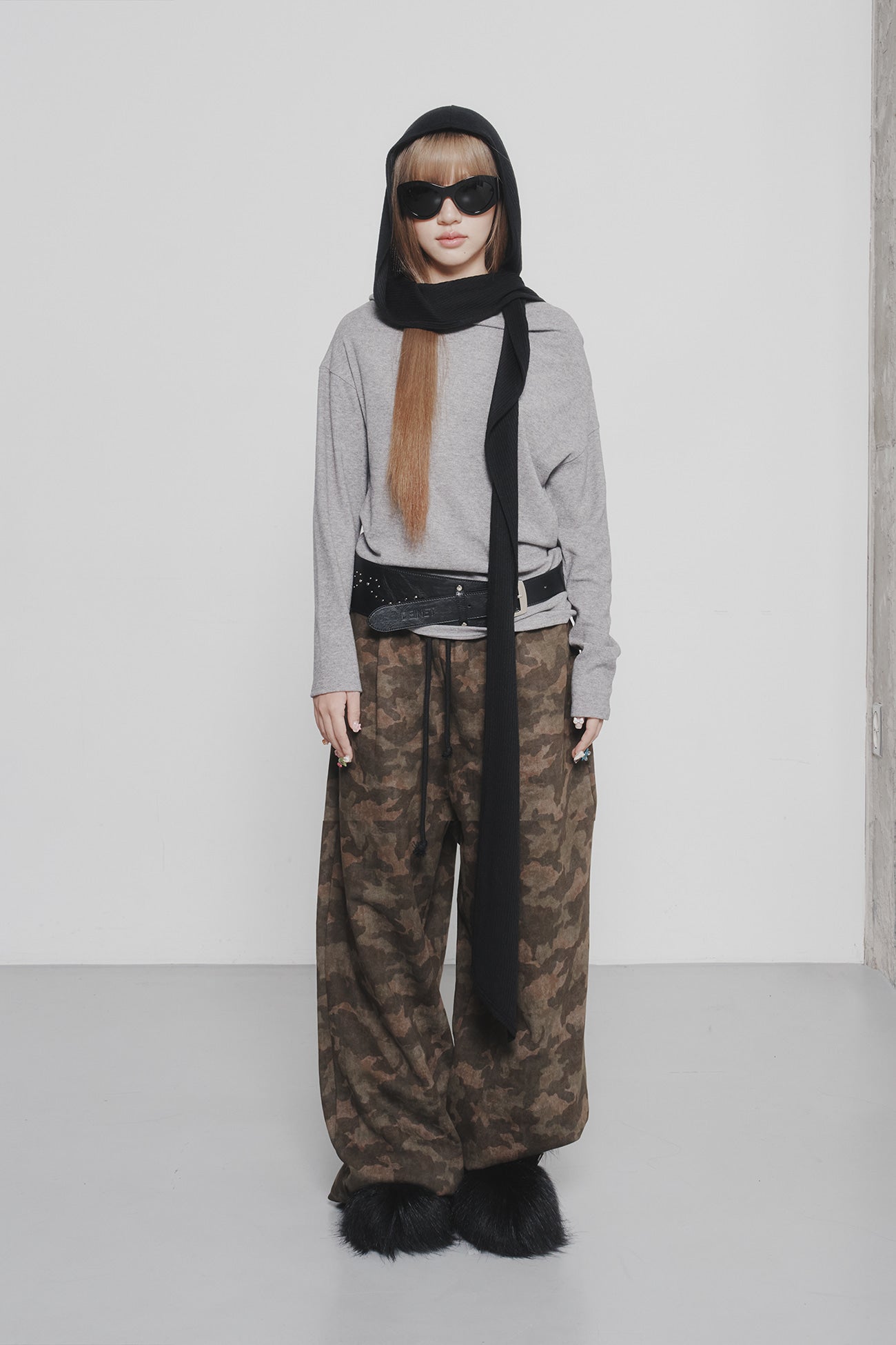 Deinet - Hug Me Hood Long Sleeve (Melange Grey) product image 1 | TRAB K-Fashion Australia