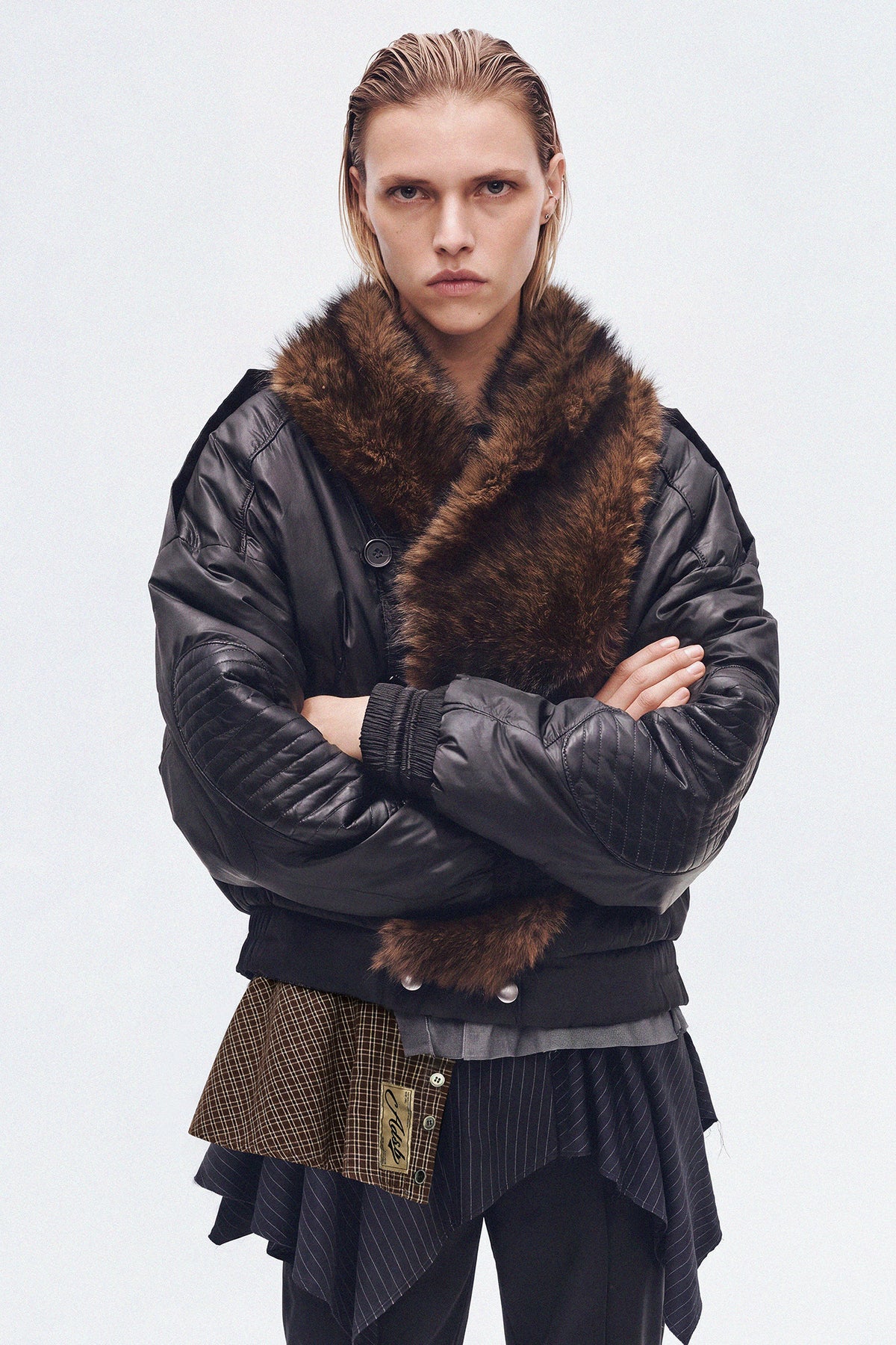 Andersson Bell - Fur Shawl Collar Puffer Jacket (Black) product image 2 | TRAB K-Fashion Australia