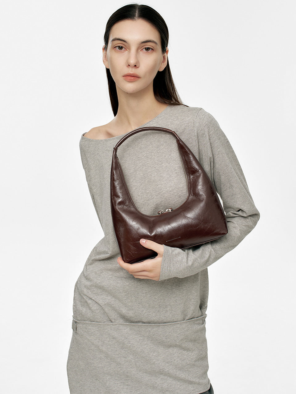Marge Sherwood - Hobo Shoulder (Mocha Crinkle) product image 2 | TRAB K-Fashion Australia