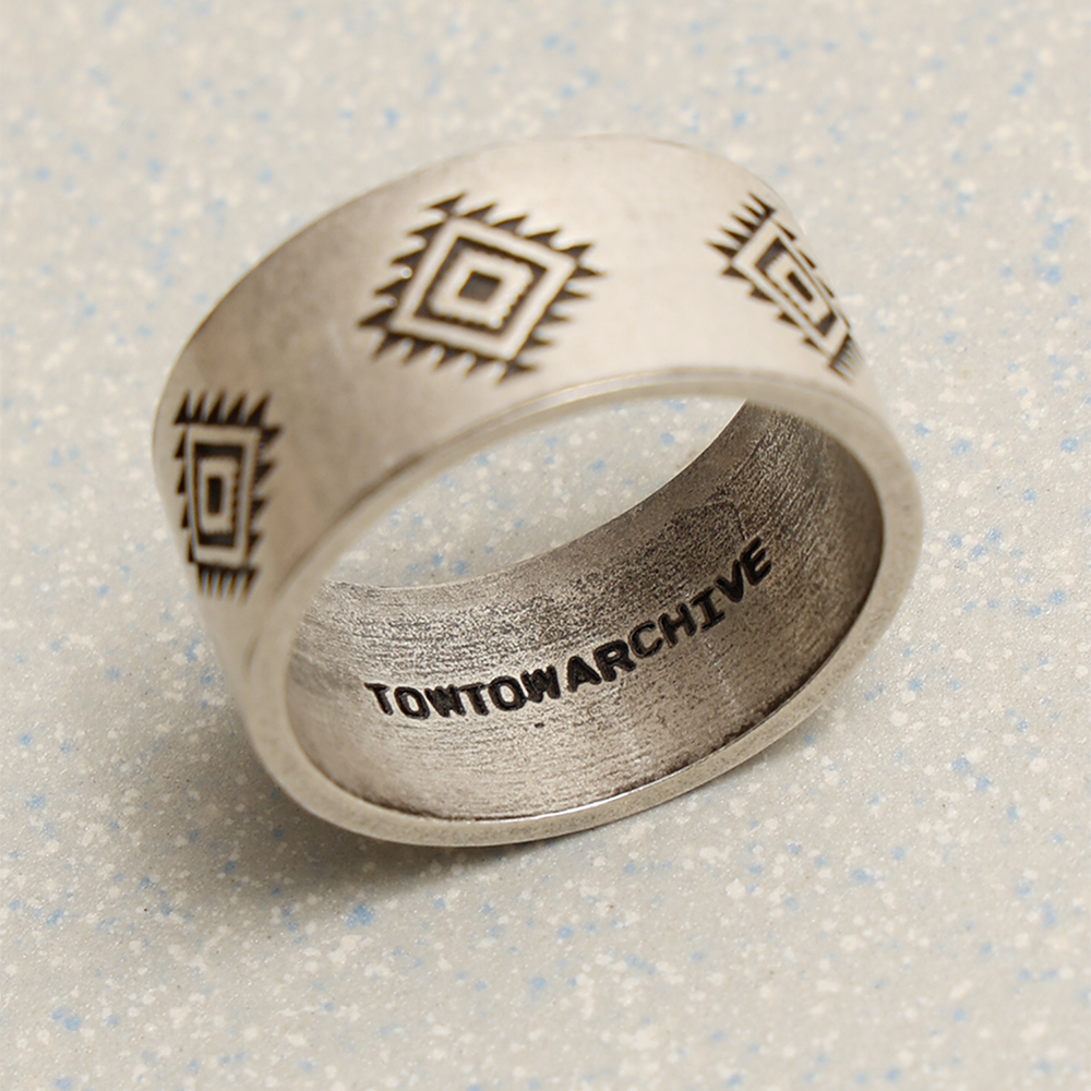 Towtow Archive - [Pre-Order – Ships March 26] Sani Stamped Wide Ring Silver Burnish (OC) product image 3 | TRAB K-Fashion Australia