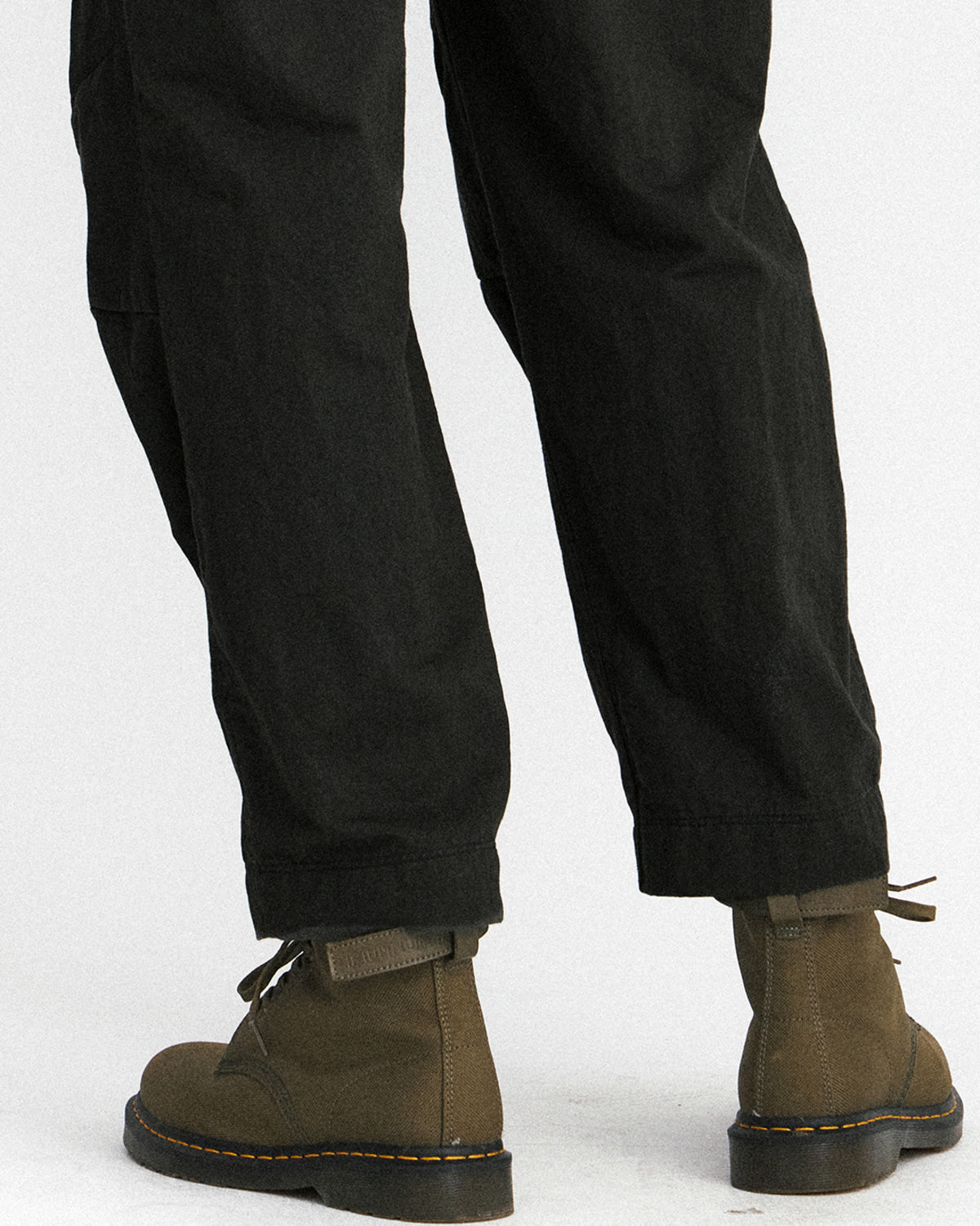 Eastlogue - Curve Knee Belted Pants (Black) product image 8 | TRAB K-Fashion Australia