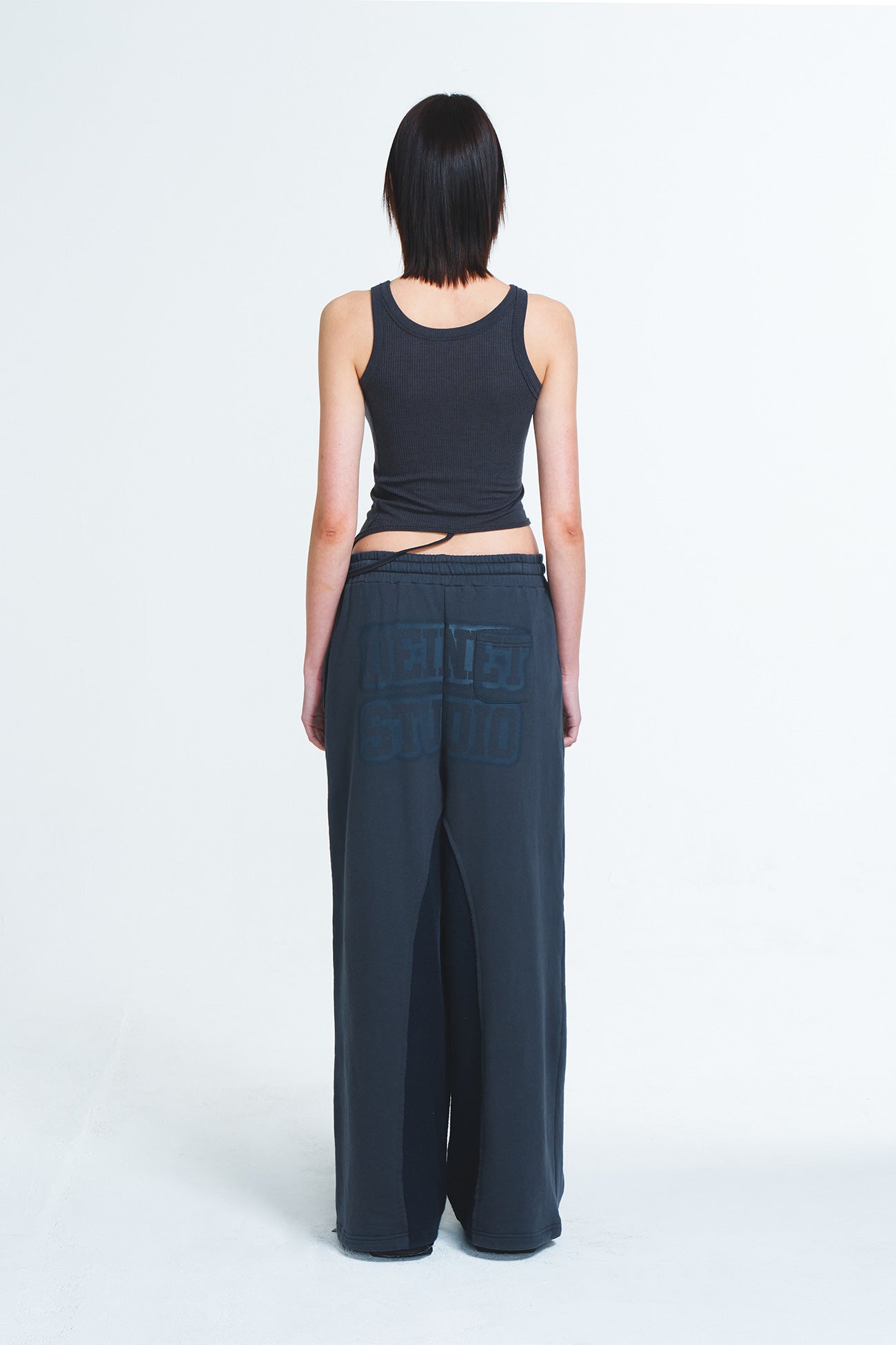 Deinet - Reverse Cut Sweatpants (Charcoal) product image 3 | TRAB K-Fashion Australia