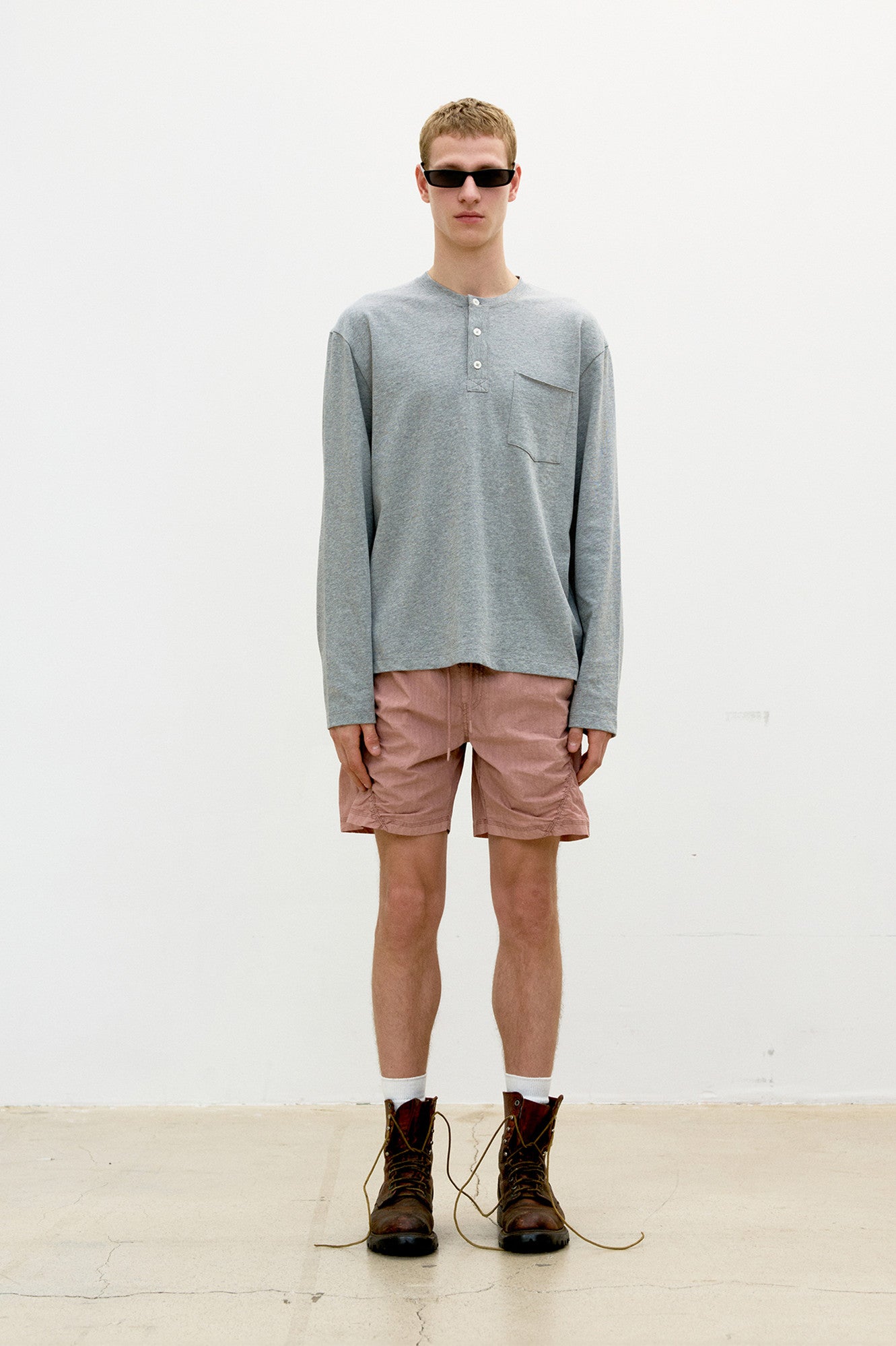 Coor - One-Pocket Long Sleeve Henley T-Shirt (Melange Gray) product image 2 | TRAB K-Fashion Australia