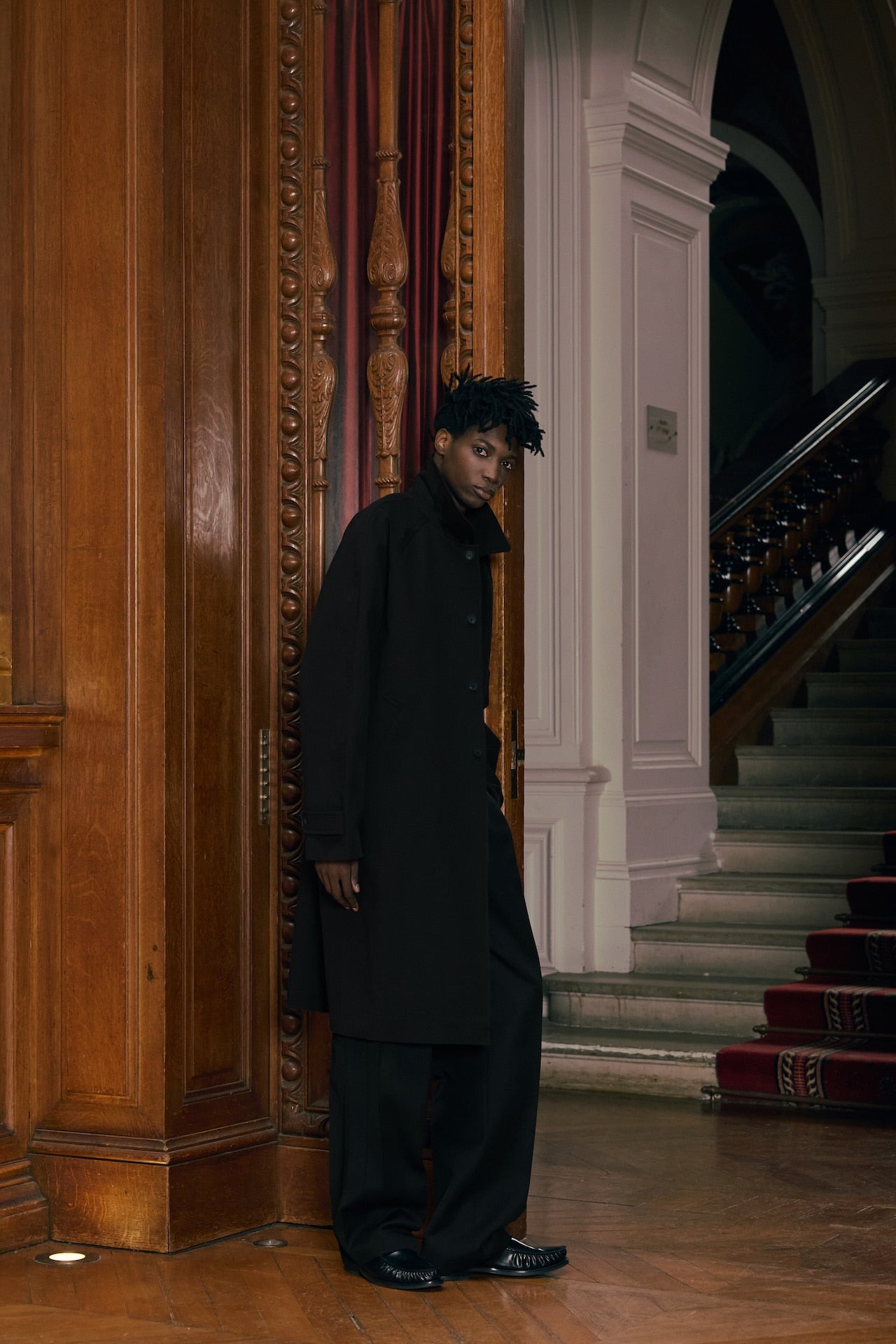 STU - Raglan Mac Coat (Black) product image 9 | TRAB K-Fashion Australia