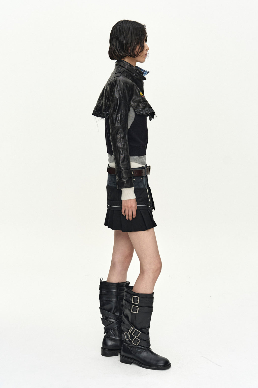 Andersson Bell - Cut-Out Shrunken Racing Leather Jacket (Black) product image 2 | TRAB K-Fashion Australia