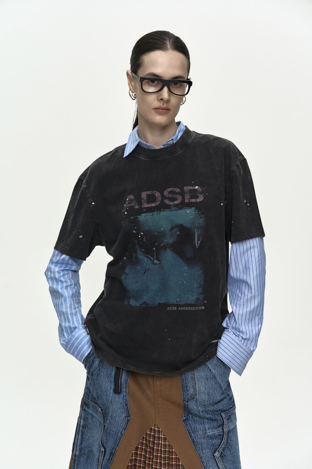 Andersson Bell - [Pre-Order – Ships May 11] Unisex Whale Printed T-Shirt (Charcoal) product image 8 | TRAB K-Fashion Australia