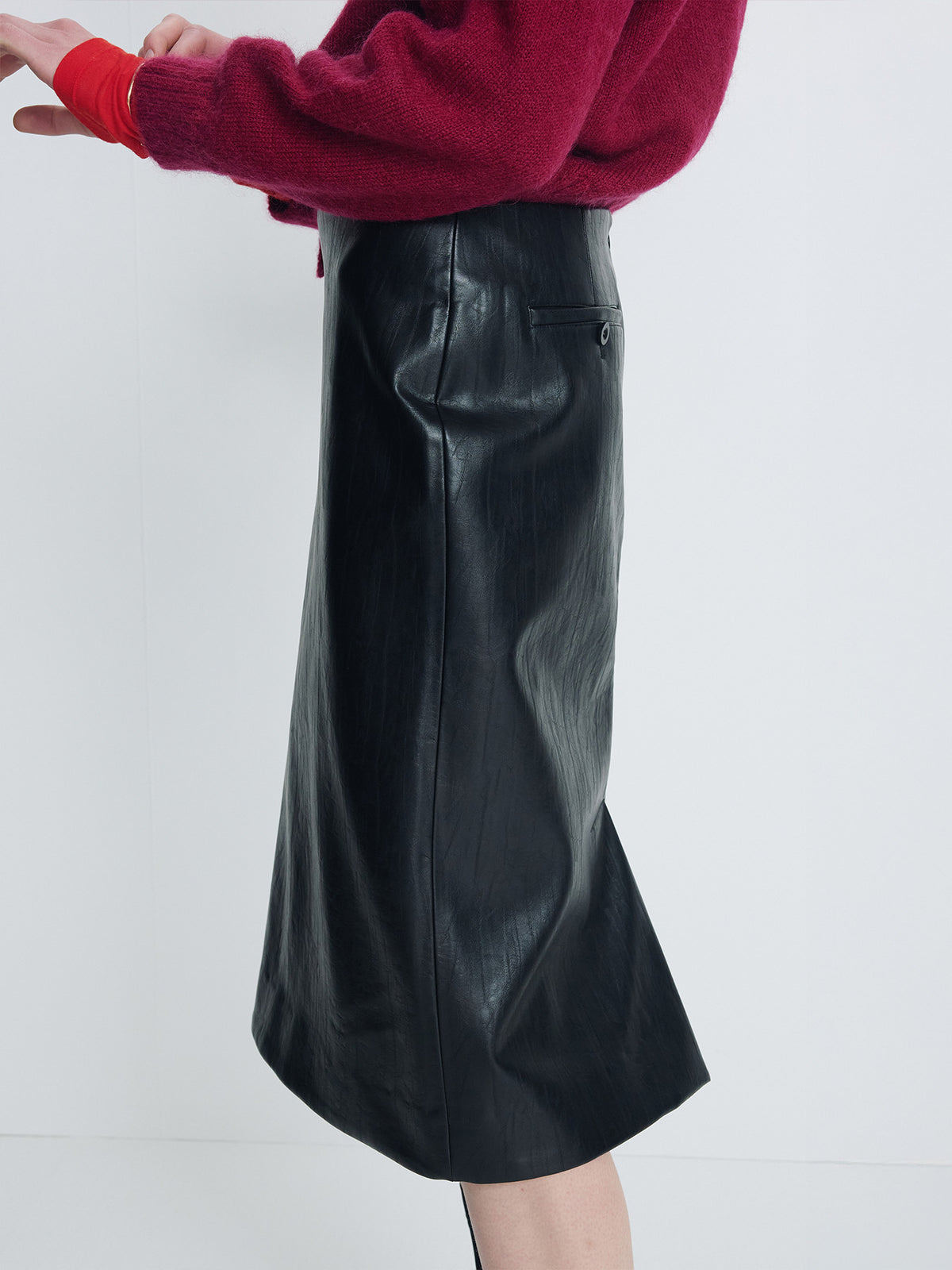 Tonywack - Faux Leather Midi Skirt (Black) product image 5 | TRAB K-Fashion Australia