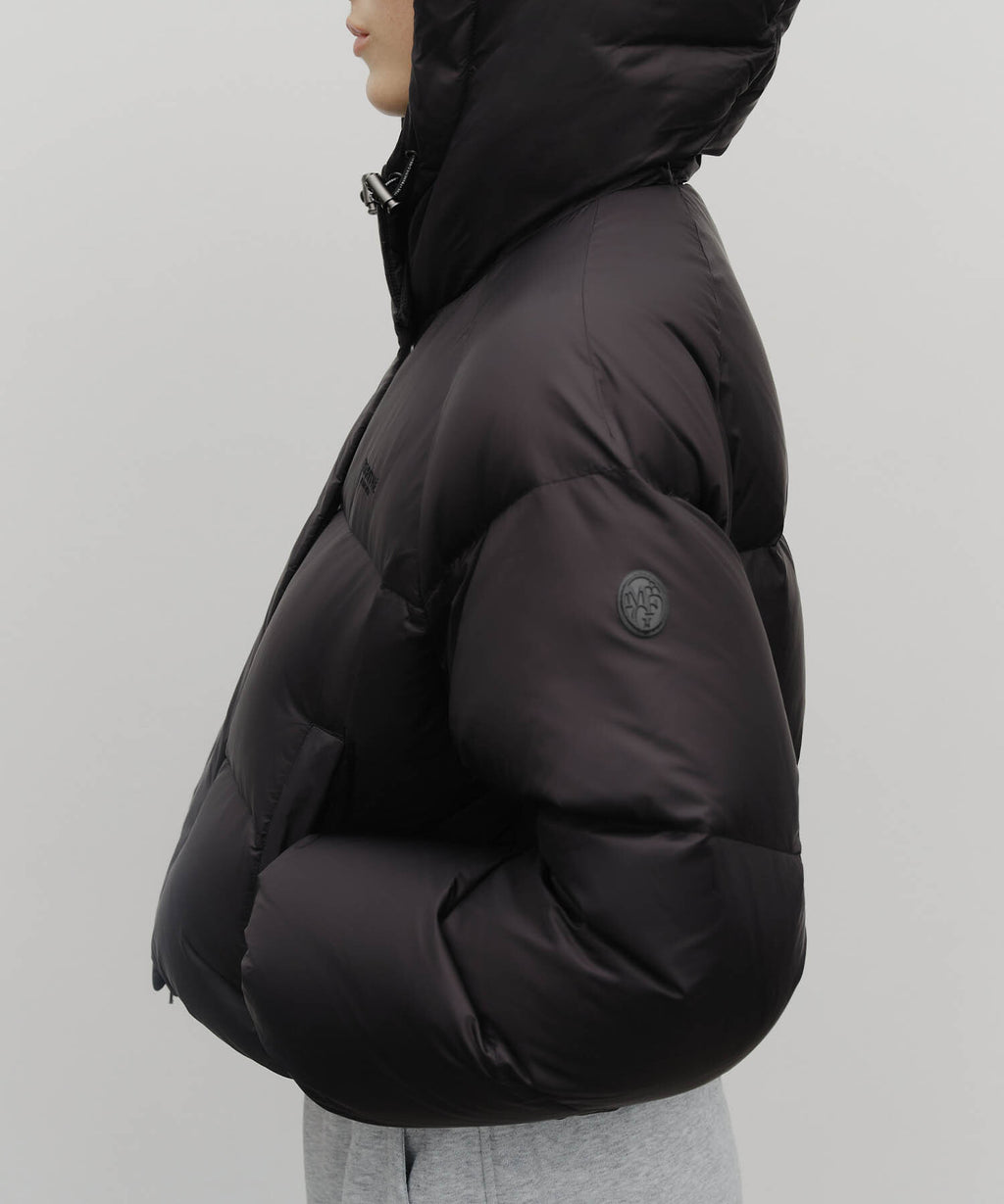 Marithe & Francois Girbaud - Regular Logo Hooded Crop Down Jacket (Black) product image 4 | TRAB K-Fashion Australia